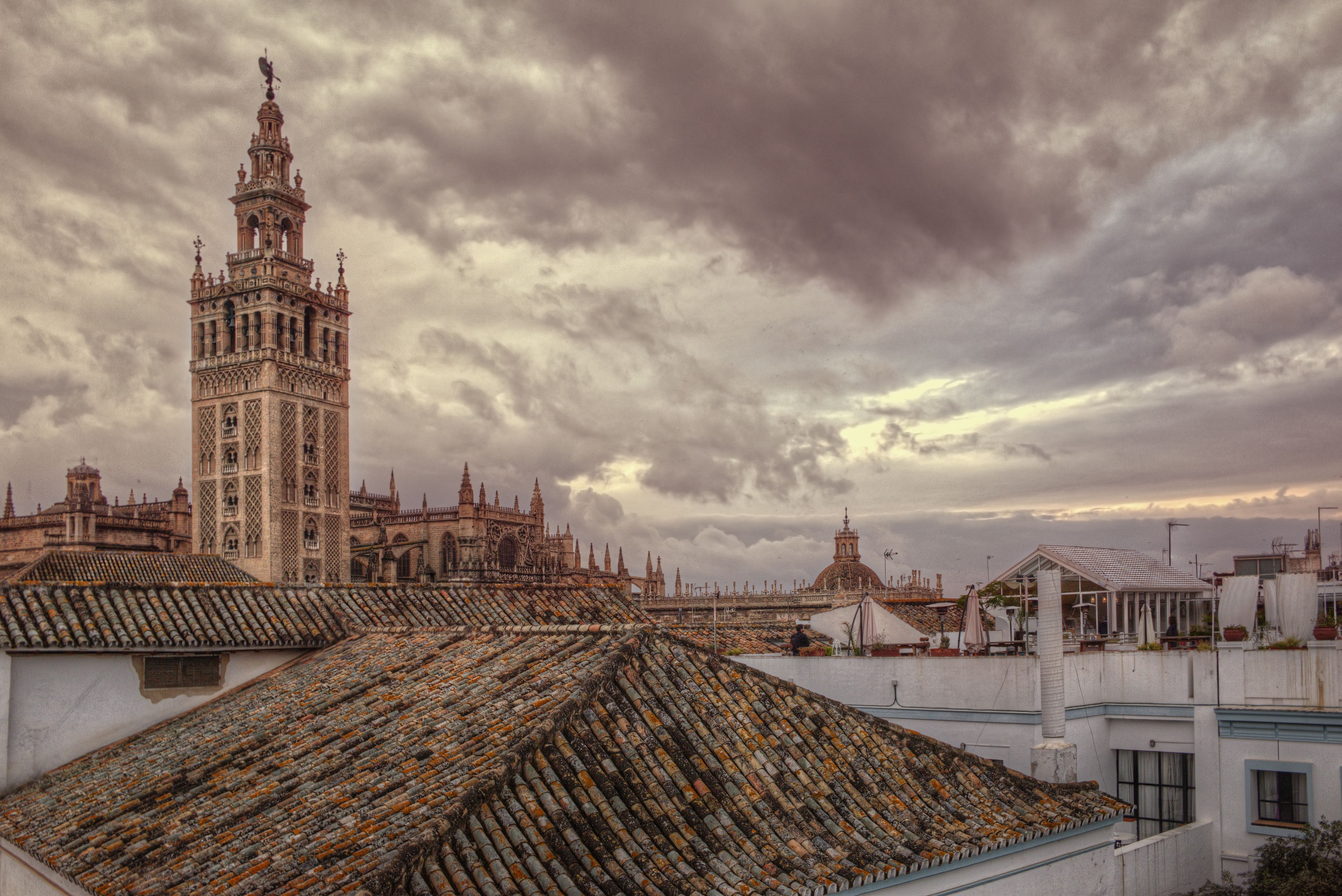 Terraza del Hotel Los Seises, por Jesus Sanchez Gonzalez (Zu Sanchez)