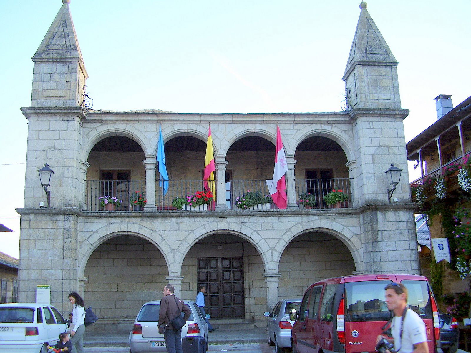 Ayuntamiento de Puebla de Sanabria, por Lala