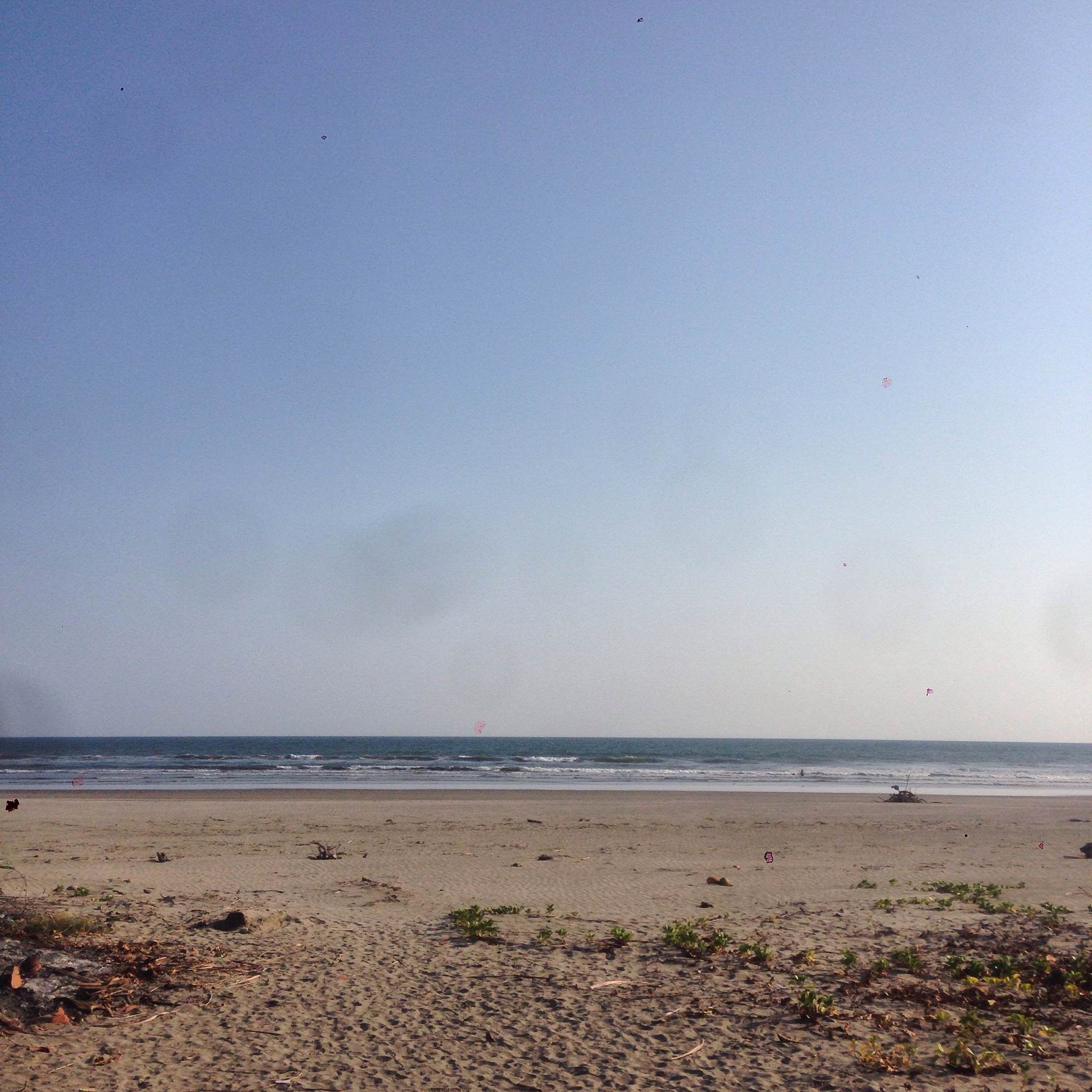 Playa el Cuco, por Alberto Castillo 