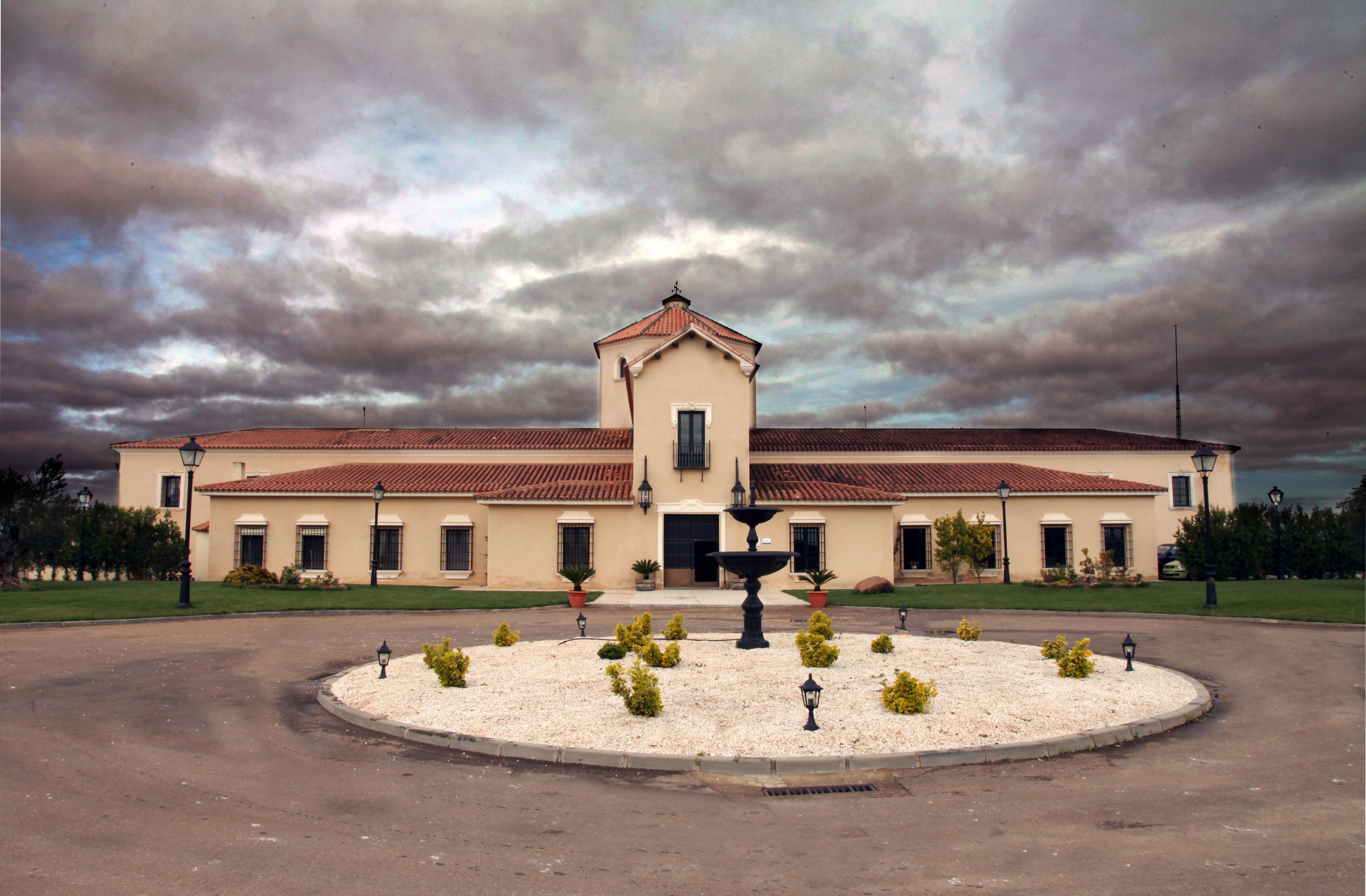 Descubre las mejores bodegas en Almendralejo para el enoturismo