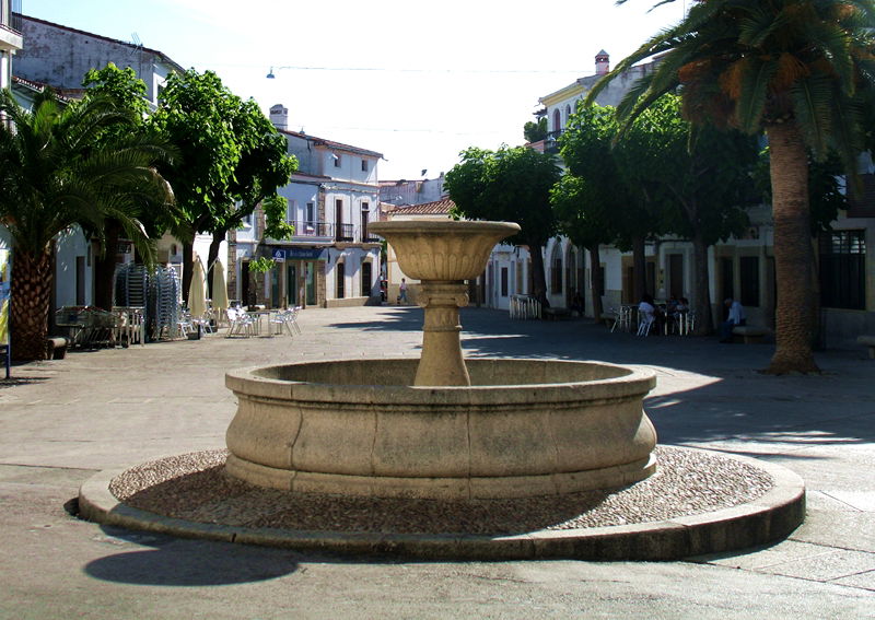 Plaza Mayor de Malpartida, por miguel a. cartagena