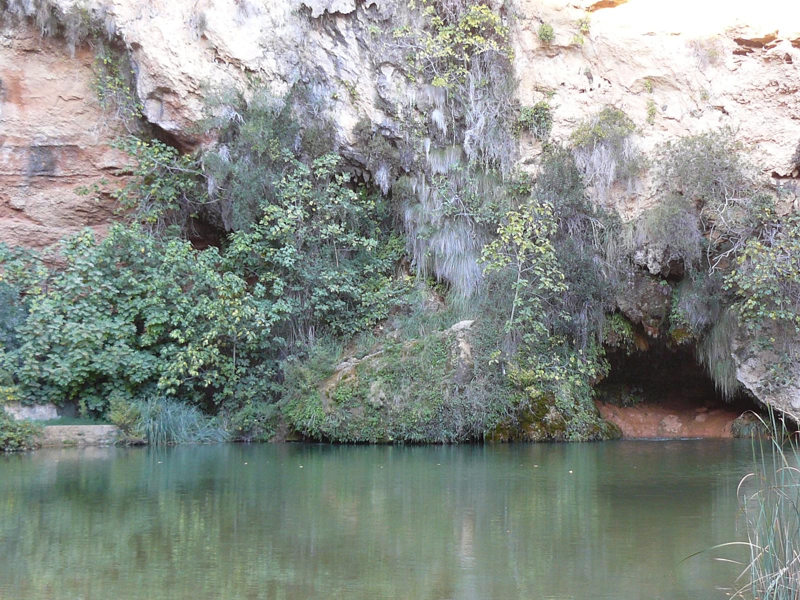 Río Juanes, por Albergue Turismo Rural ACTIO