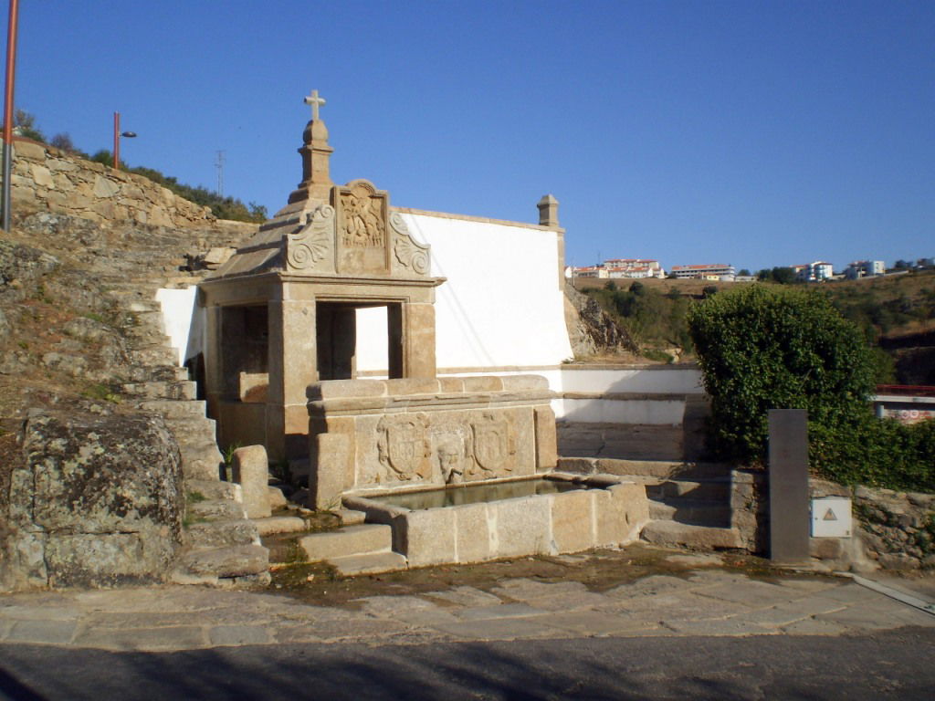 Fonte dos Canos - Fuente de los Caños, por Lala