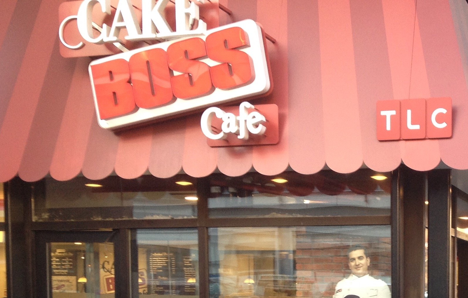 Heaven is a Cupcake: New York, New York: Part One - Carlo's Bakery