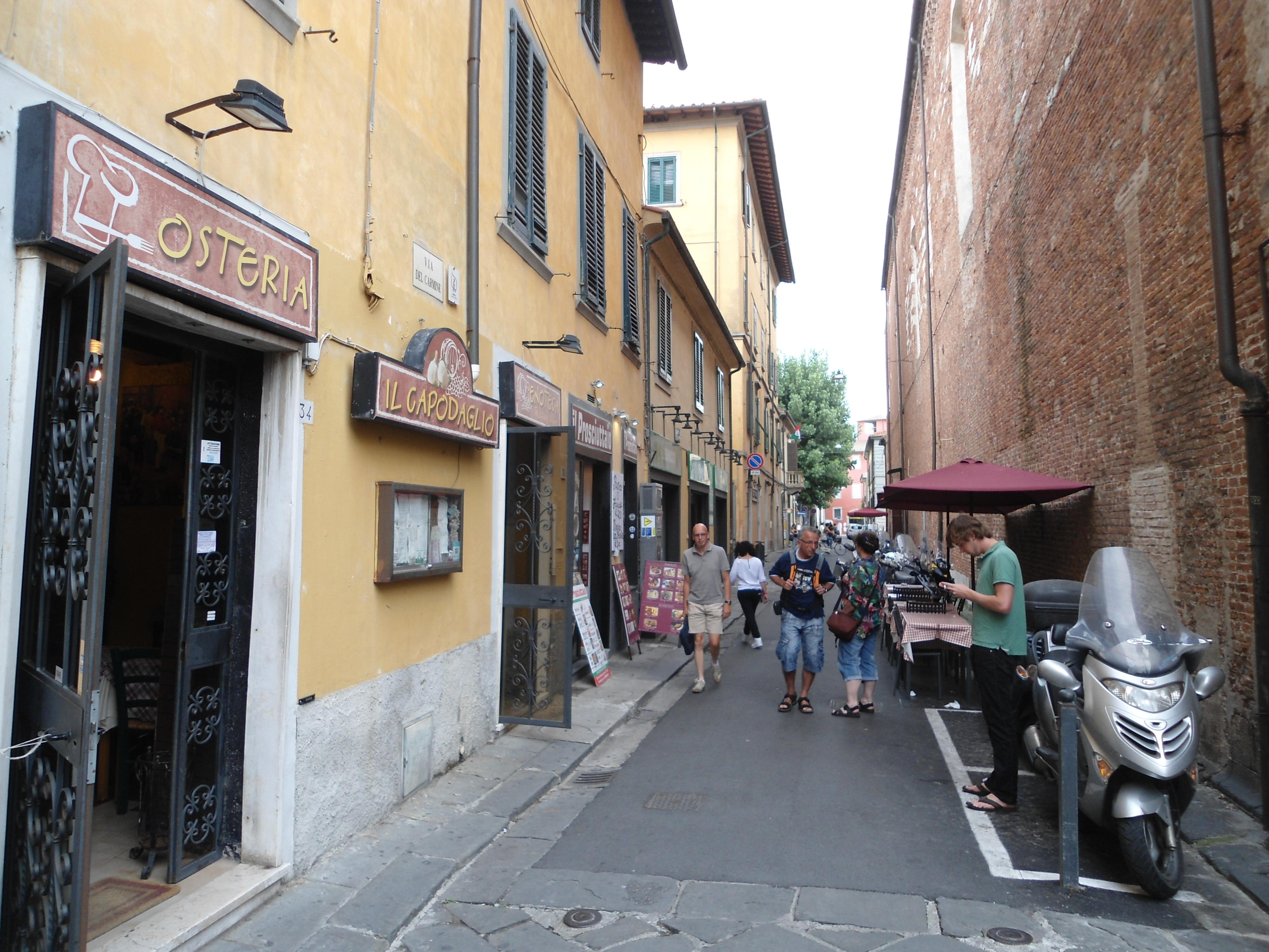 Calles de Pisa que revelan la historia y el encanto de la ciudad