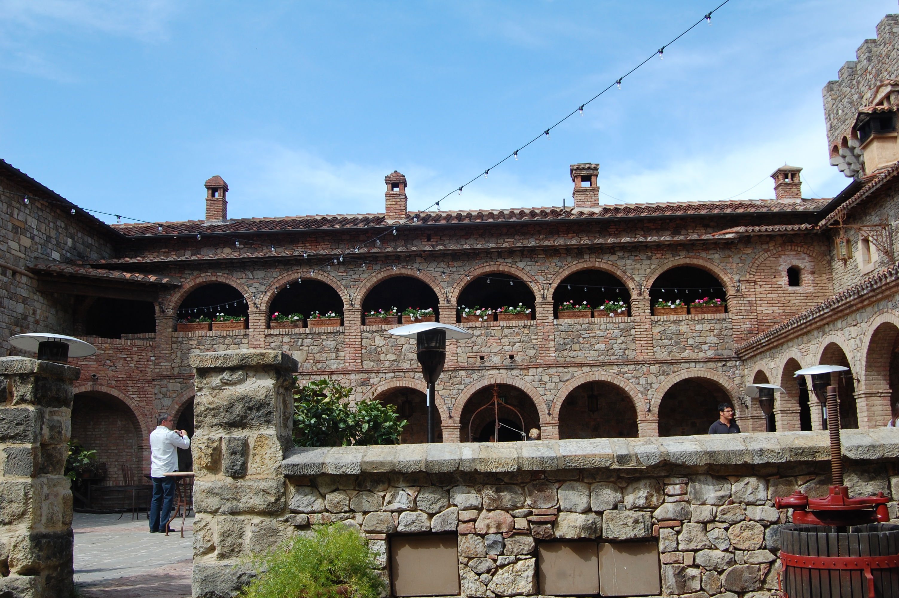 Castello di Amorosa Winery - Bodega, por Luis Manuel Van Schilt