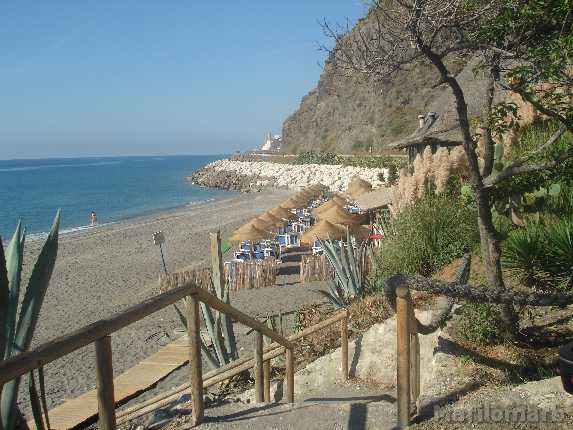 Playa de Vilchez, por Marilo Marb