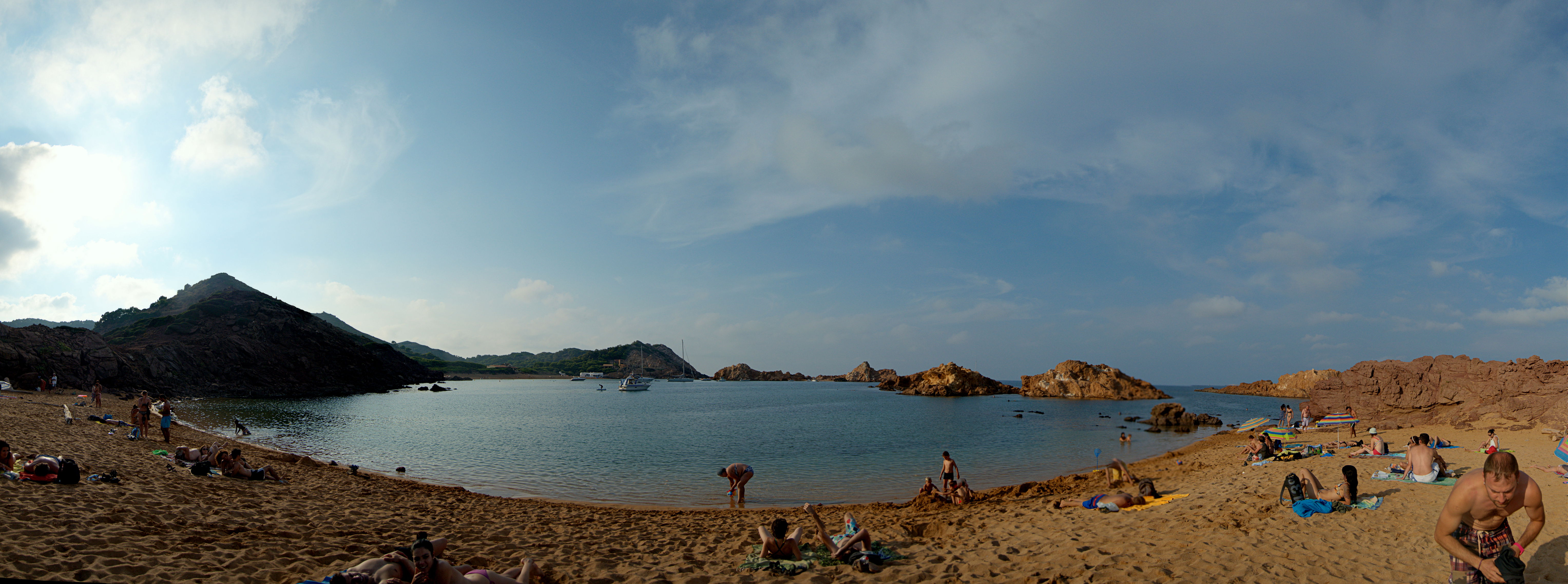 Calas de Es Mercadal que te conquistarán en Menorca