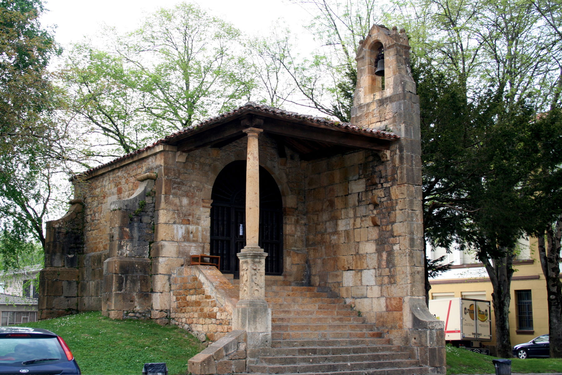 Dolmen de Santa Cruz, por Alblares
