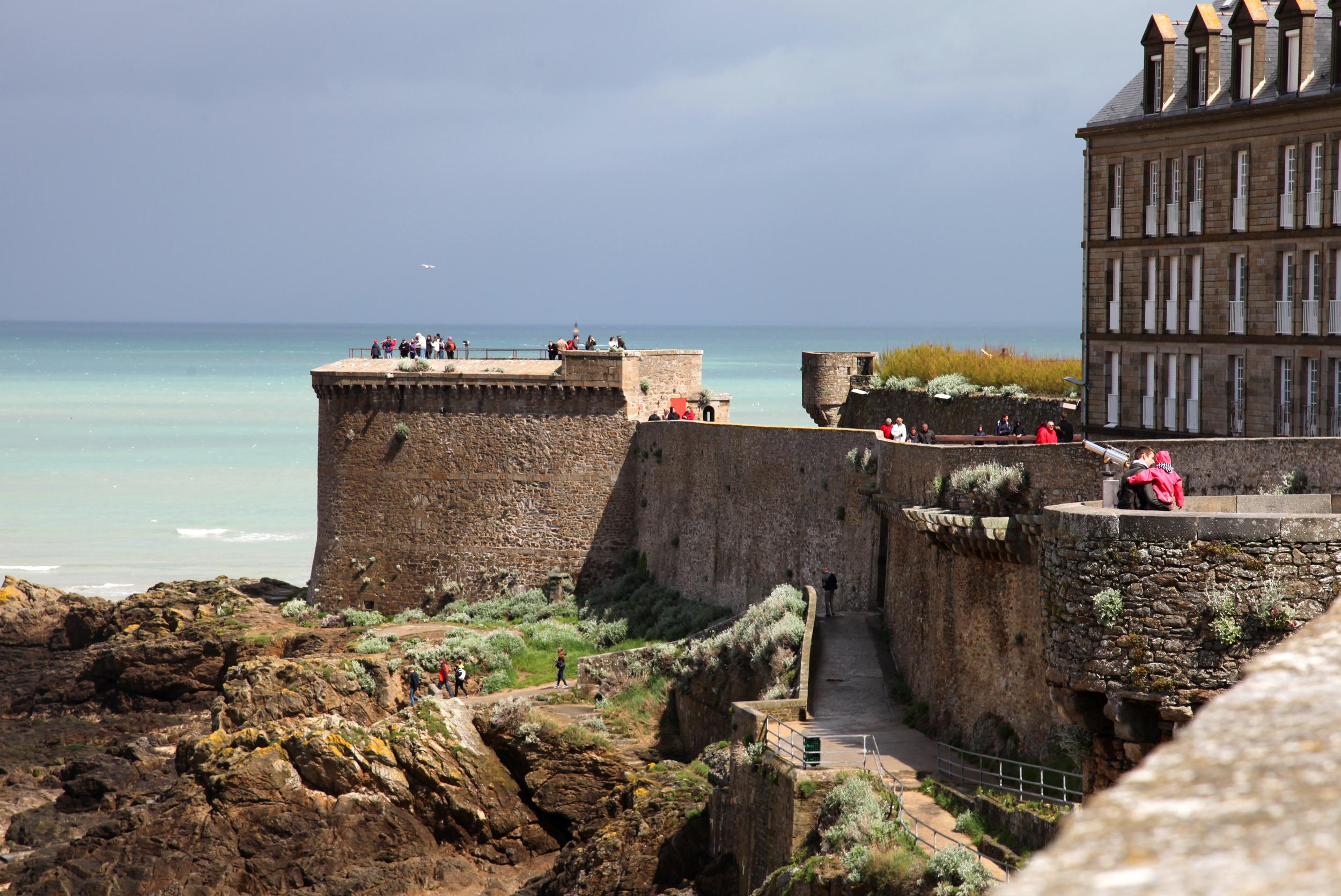 Torre de artillería de Saint Malo, por GERARD DECQ