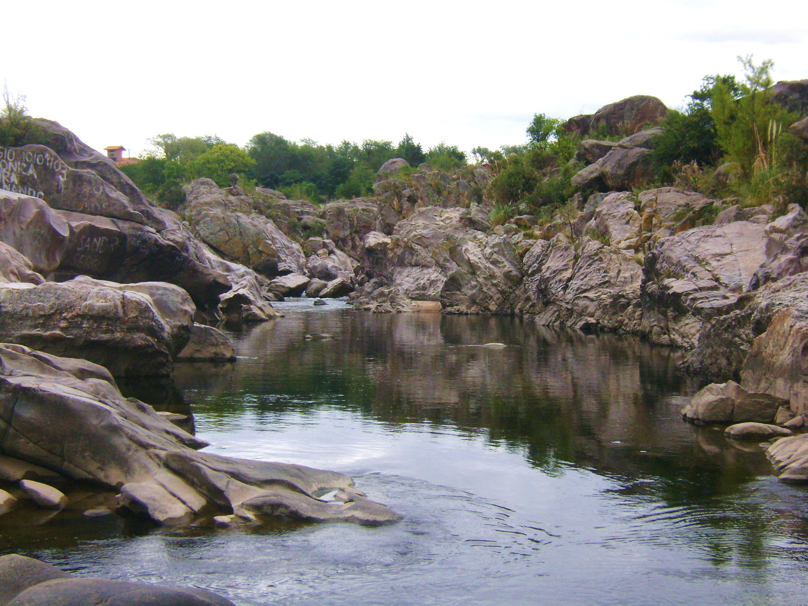 Río Mina Clavero, por MELITHA  BLASCO