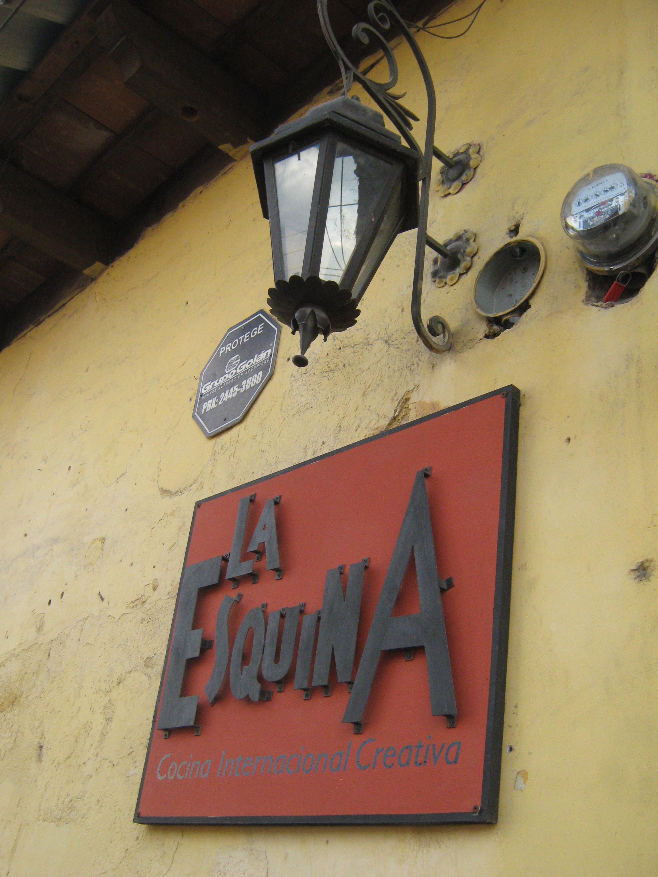 La Esquina, por emilie 