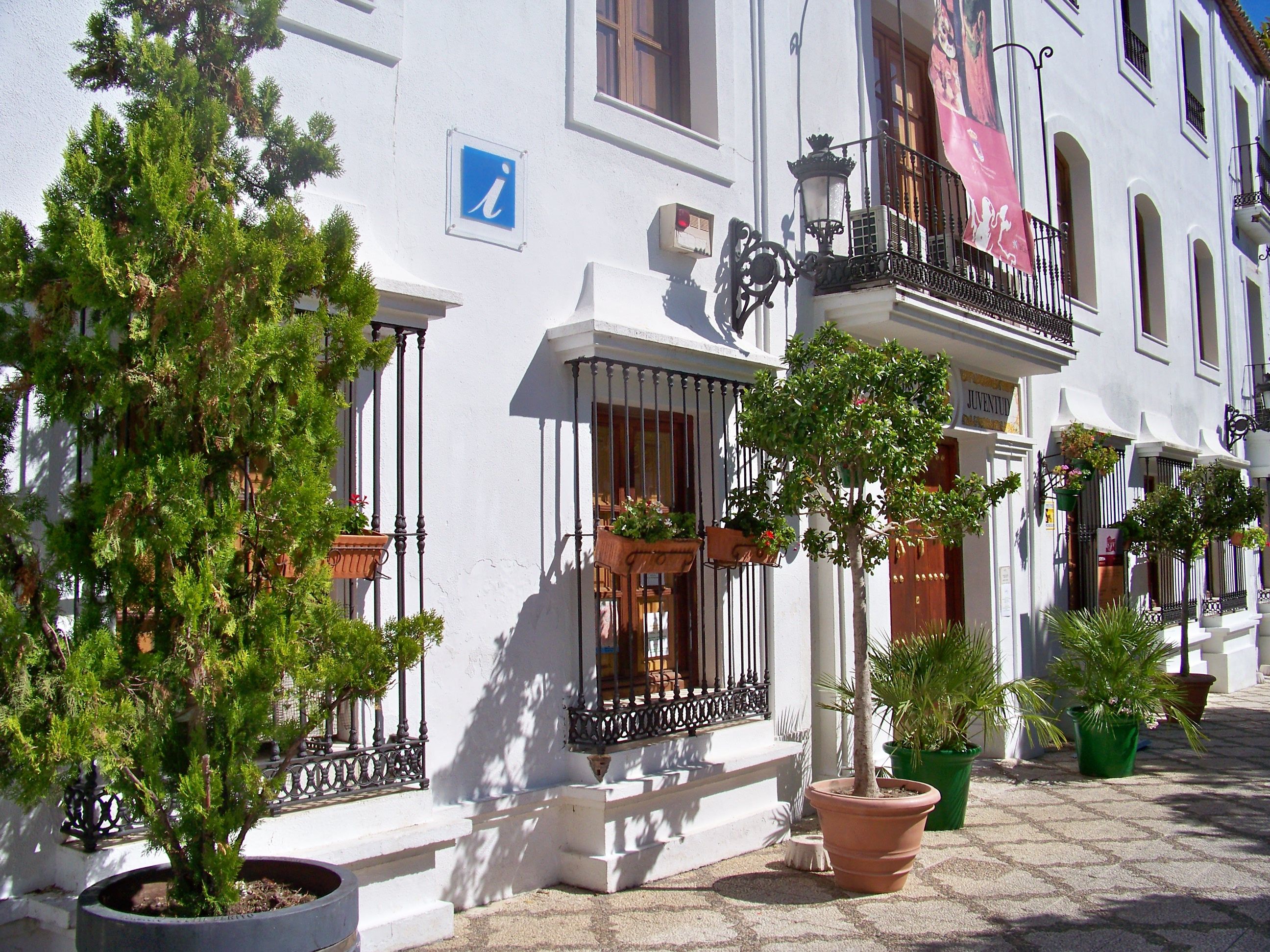 Plaza de las Flores, por Estepona Turismo