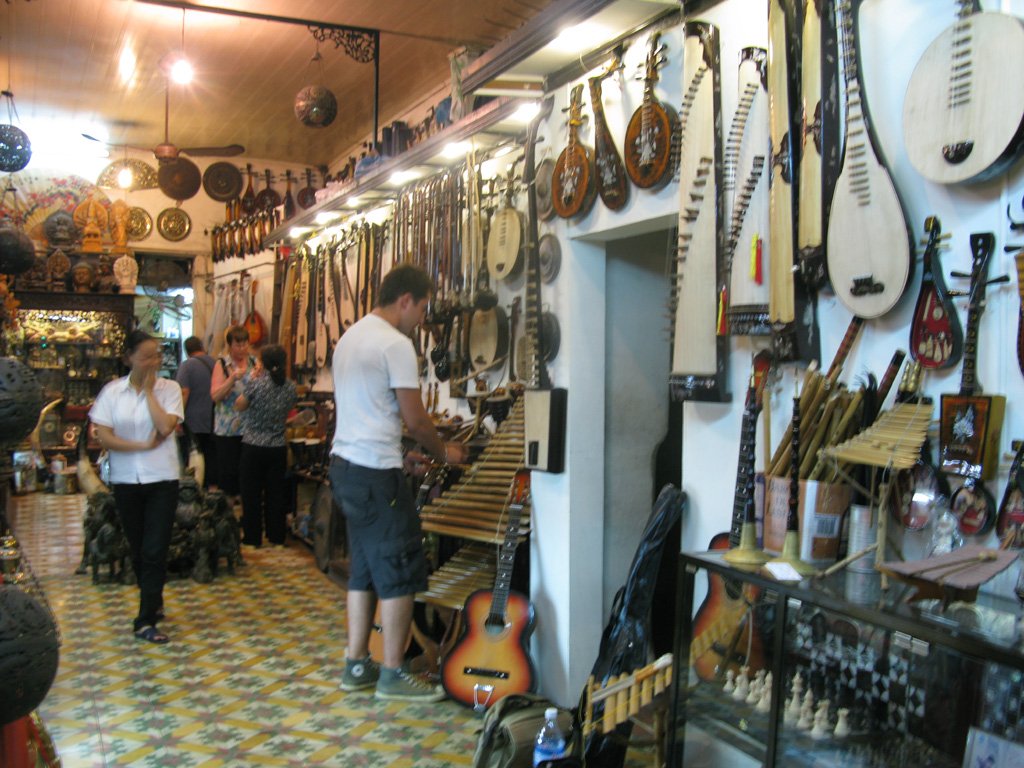 de instrumentos musicales Hong Tich en Hanoi: 1 opiniones 5