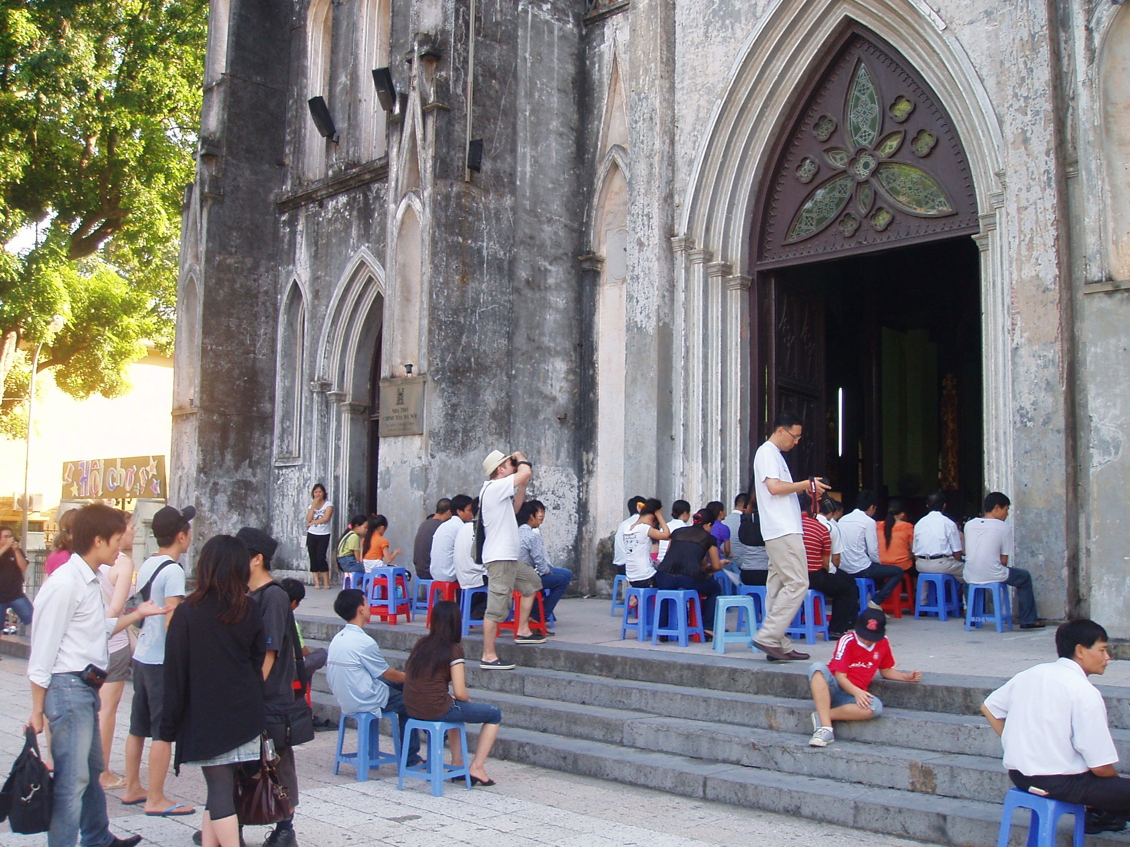 Catedral de San José de Hanói, por Robin Pruvost