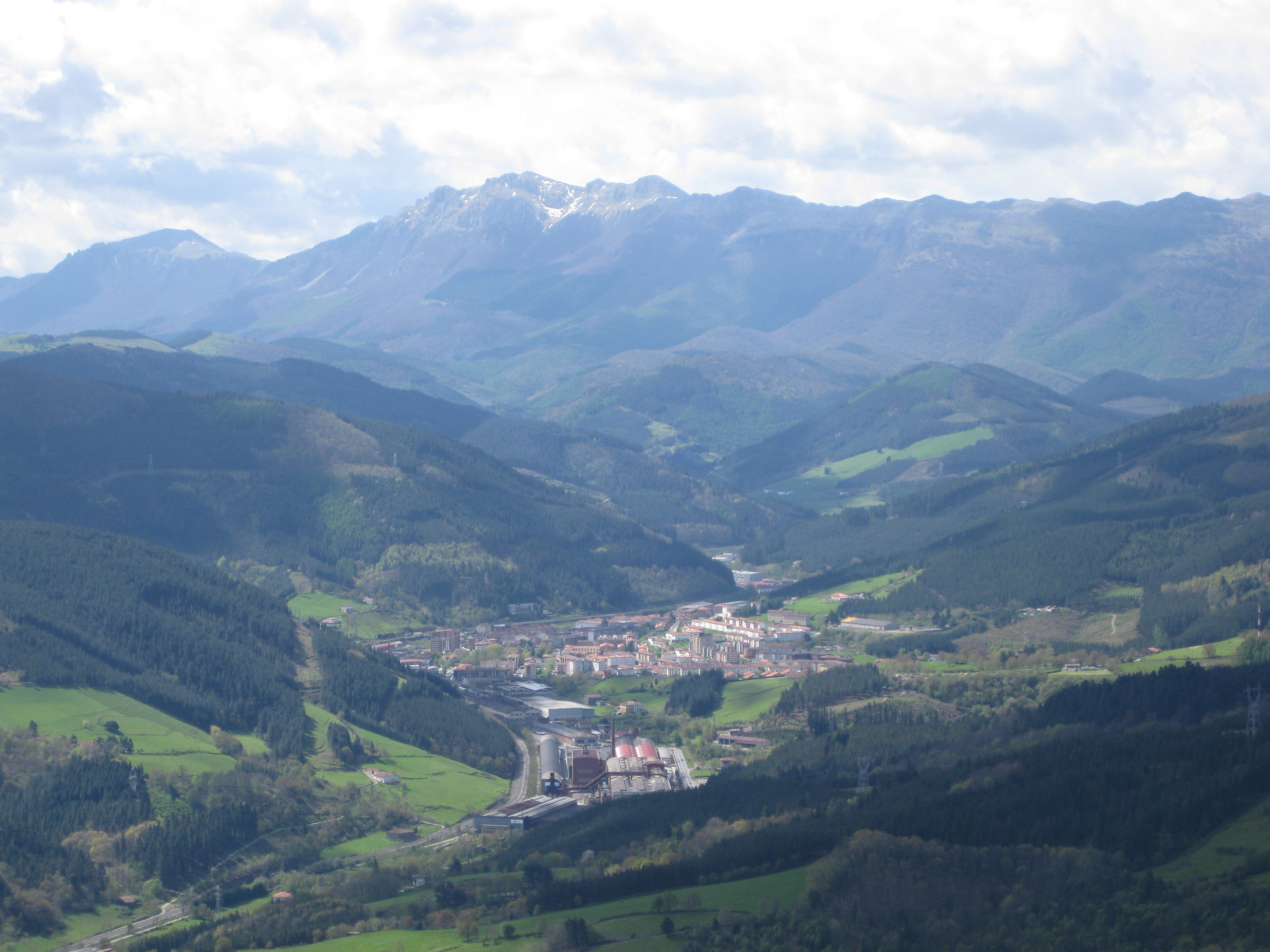 Monte Irimo, por Avro
