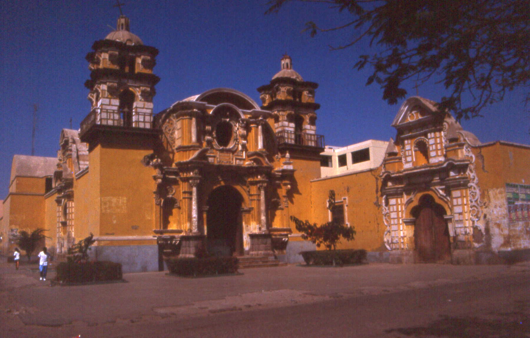 Pisco, por Riccardo Arena
