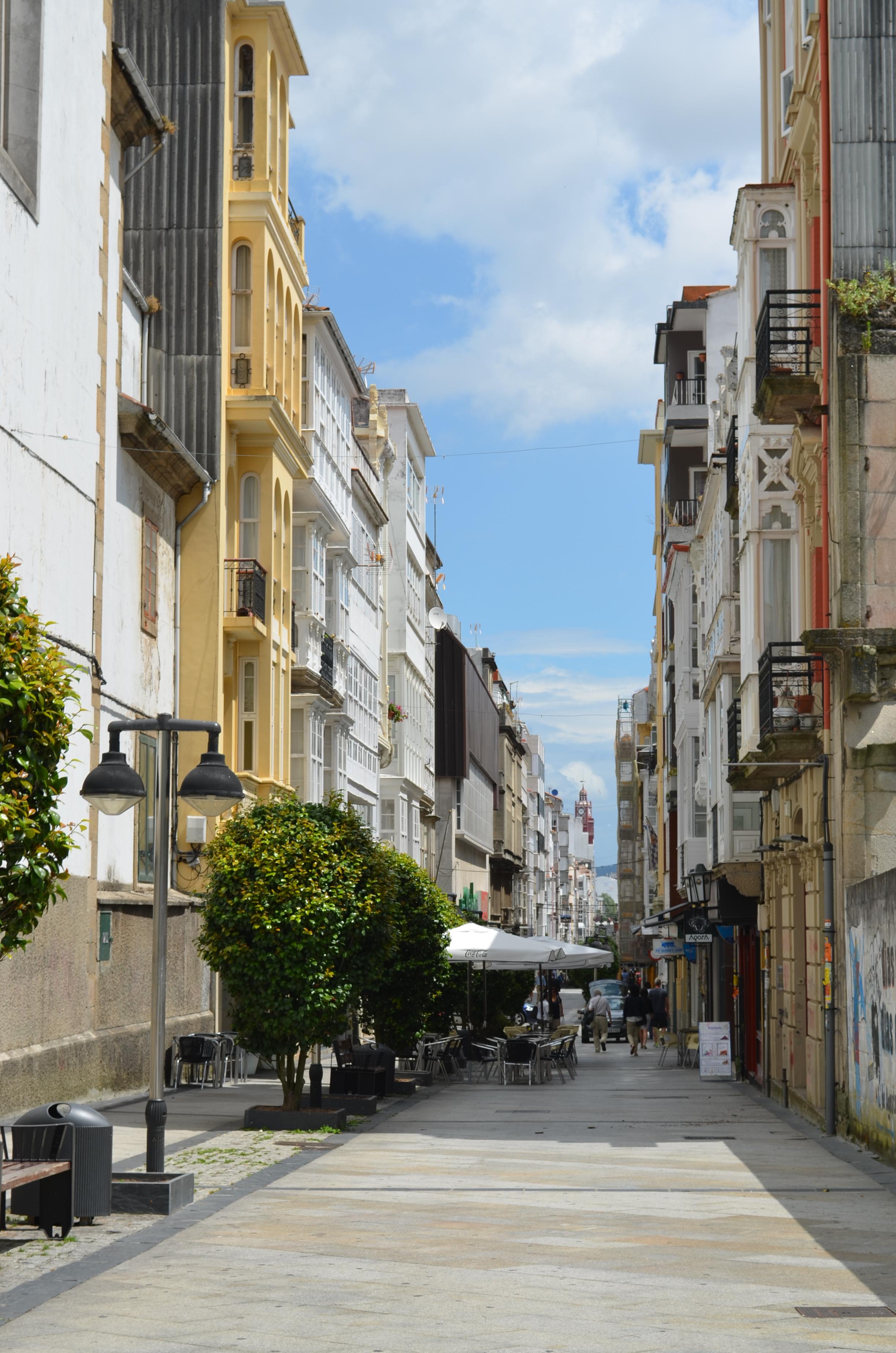 Calle Dolores, por Miguel Angel Abella