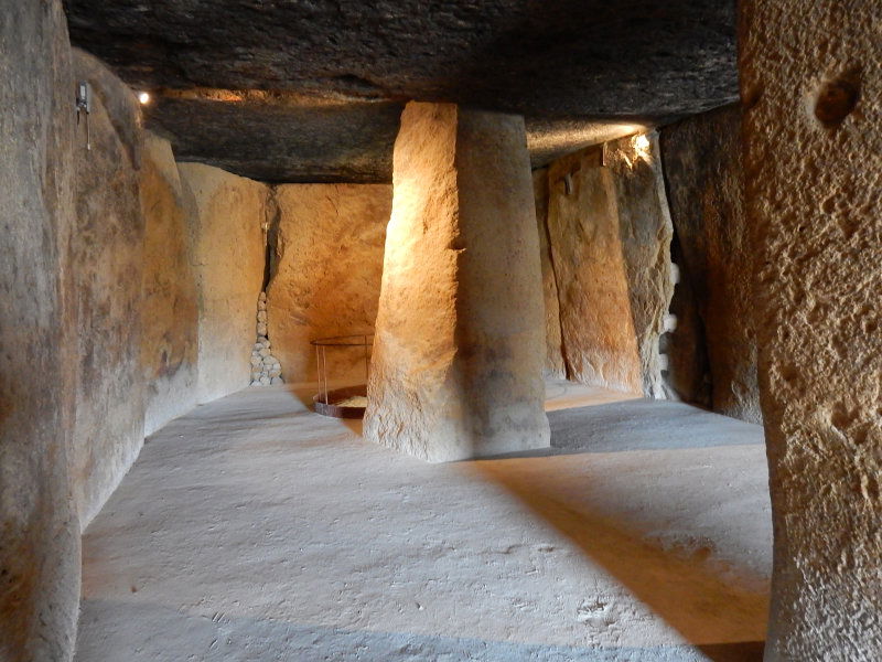 Dolmen de Menga, por PierLuigi Galliano