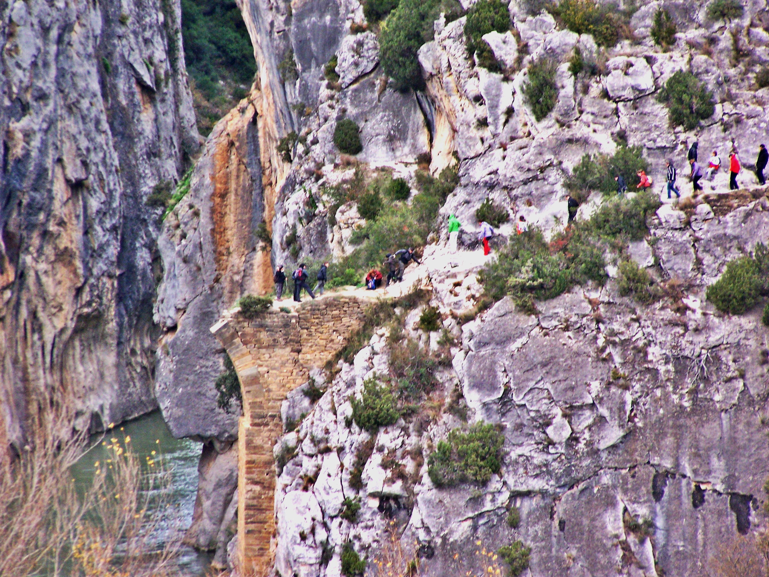 Puente del diablo, por Turiscapadas