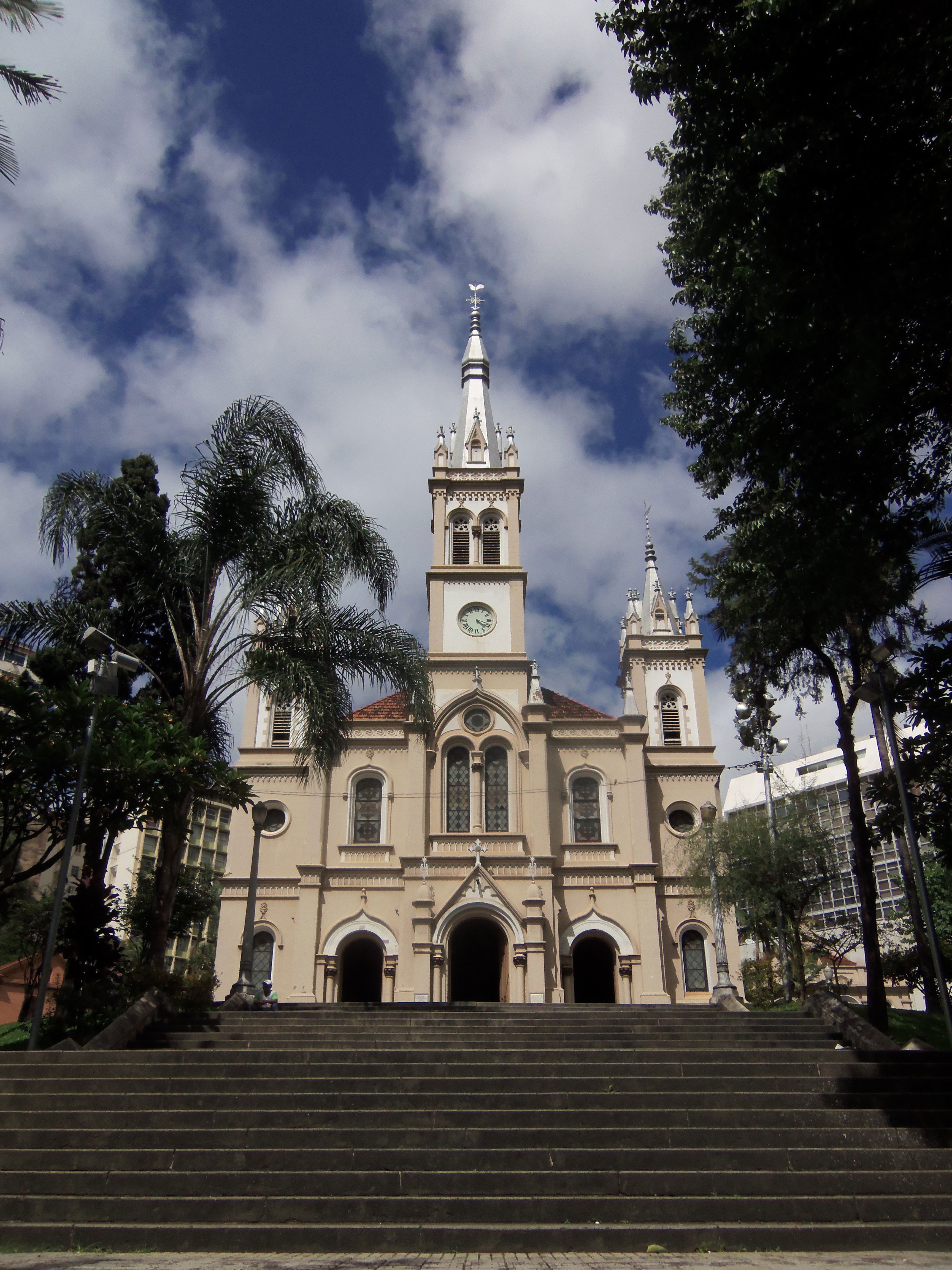 Parroquia Sao José, por Marie & Matt