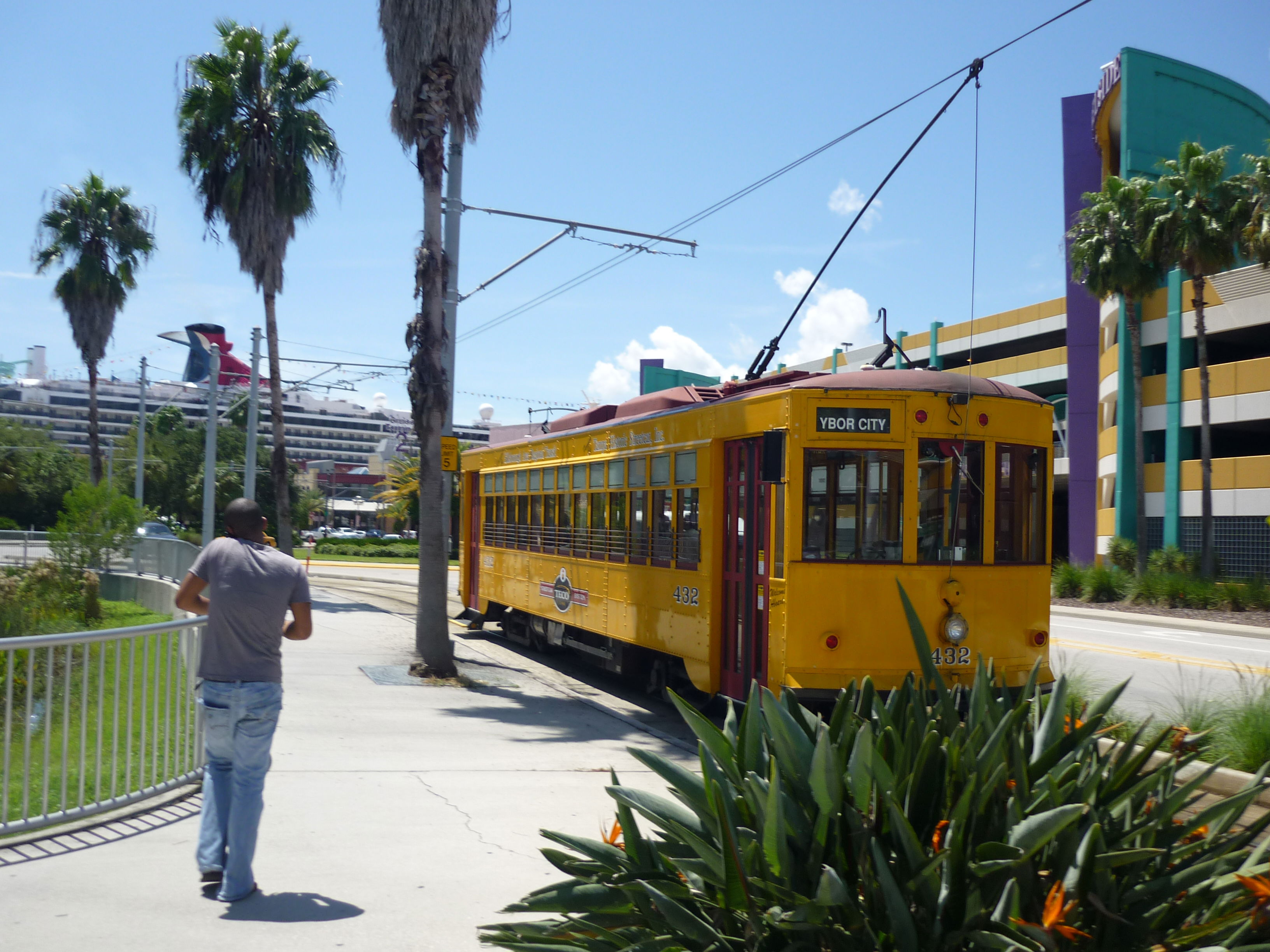 El tranvia de Tampa, por Coline
