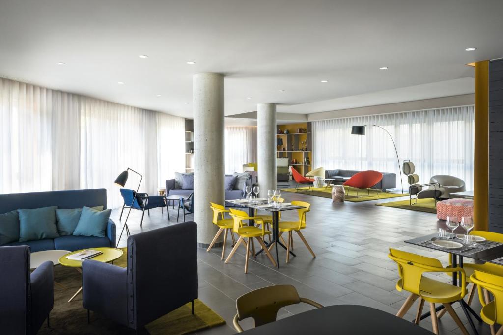 Okko Hotels Grenoble Jardin Hoche
