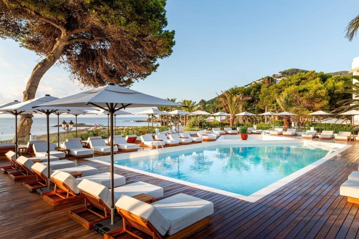 <p>Hotel Riomar, Ibiza, a Tribute Portfolio Hotel</p>
