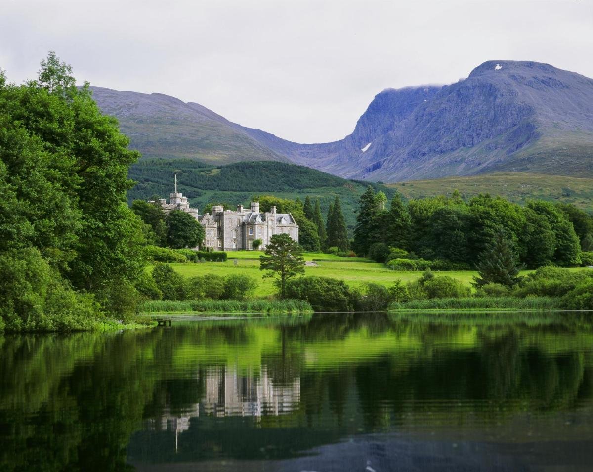 Inverlochy Castle Hotel
