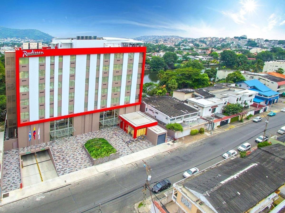 <p>Radisson Hotel Guayaquil</p>
