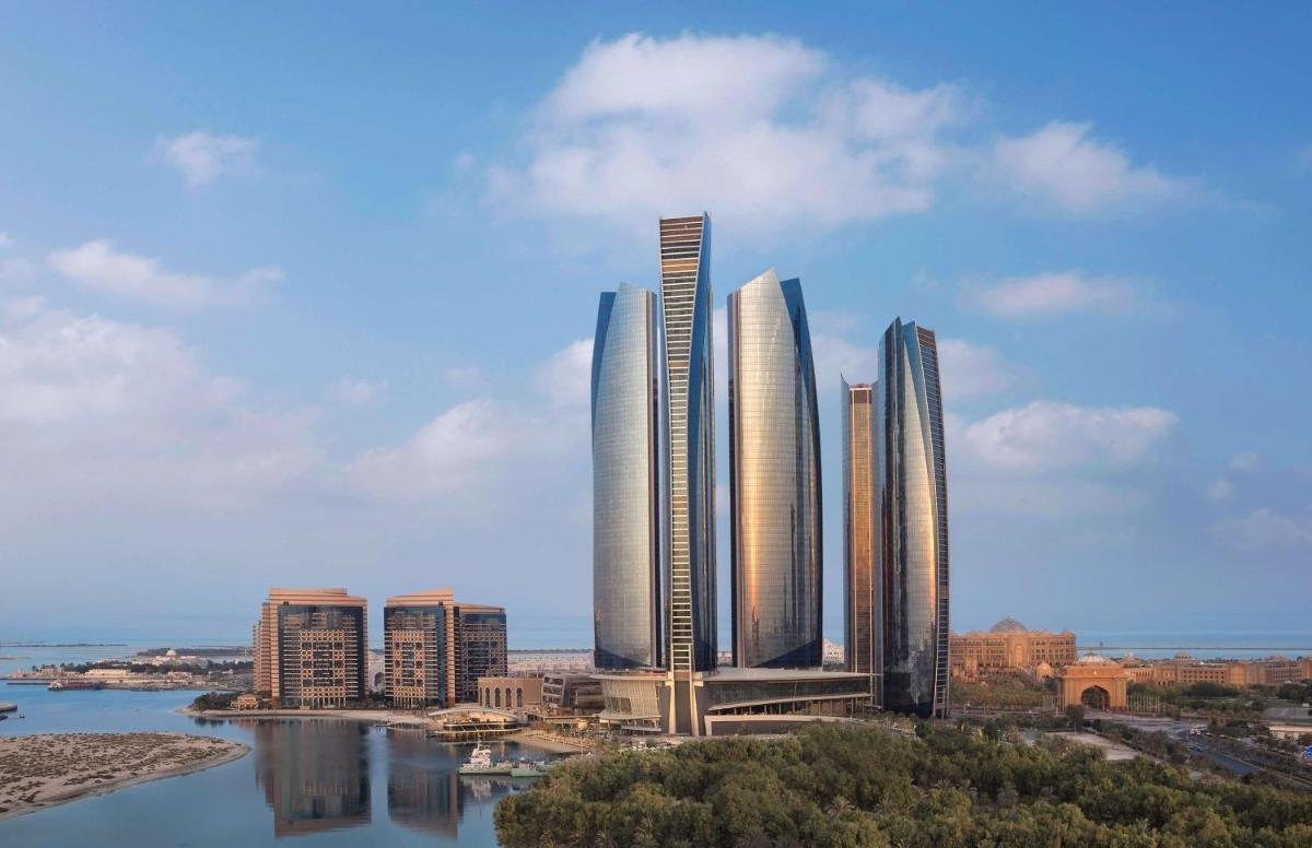 <p>Conrad Abu Dhabi Etihad Towers</p>
