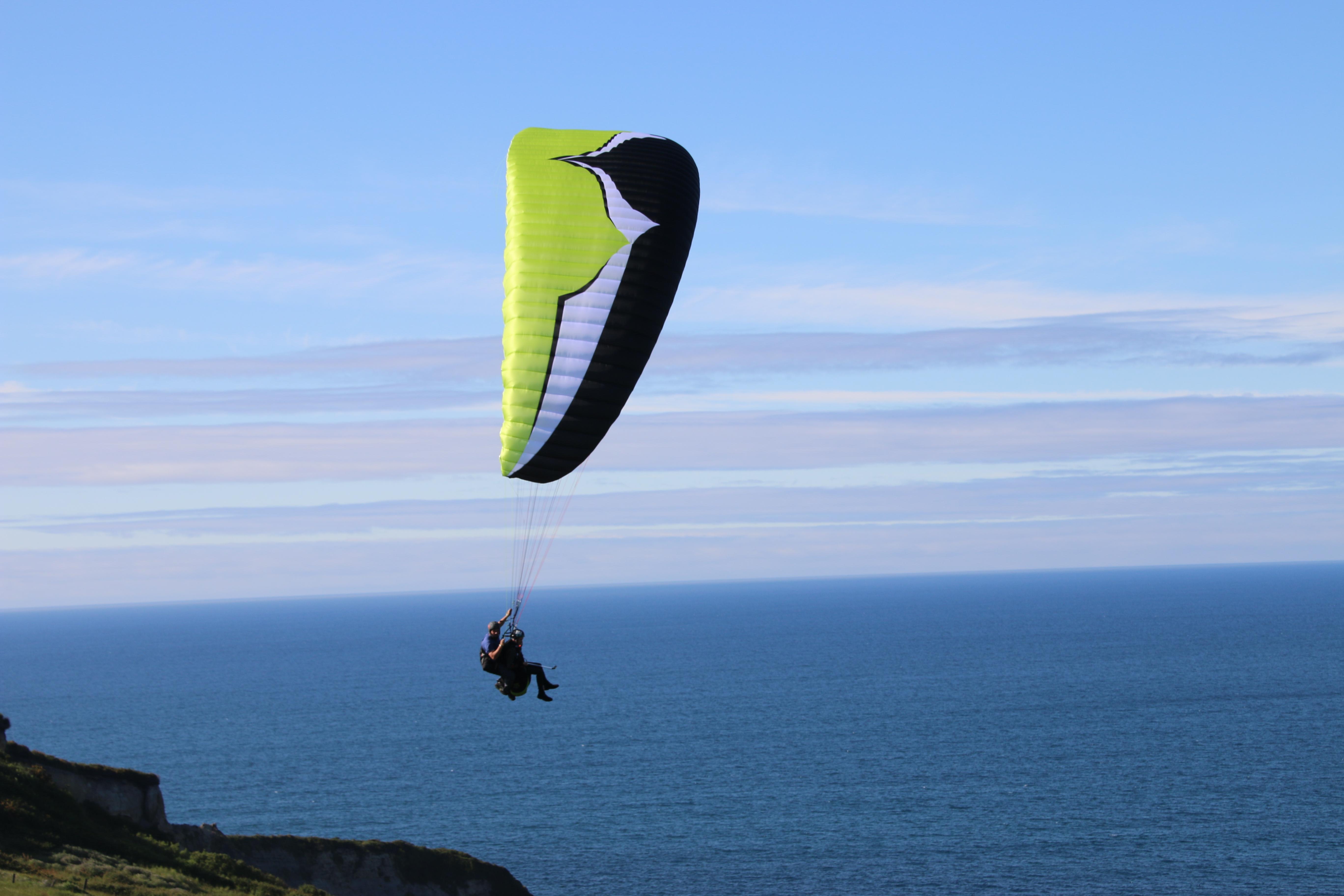 Vuelos en parapente Volar en Asturias, por Lucas Gijon