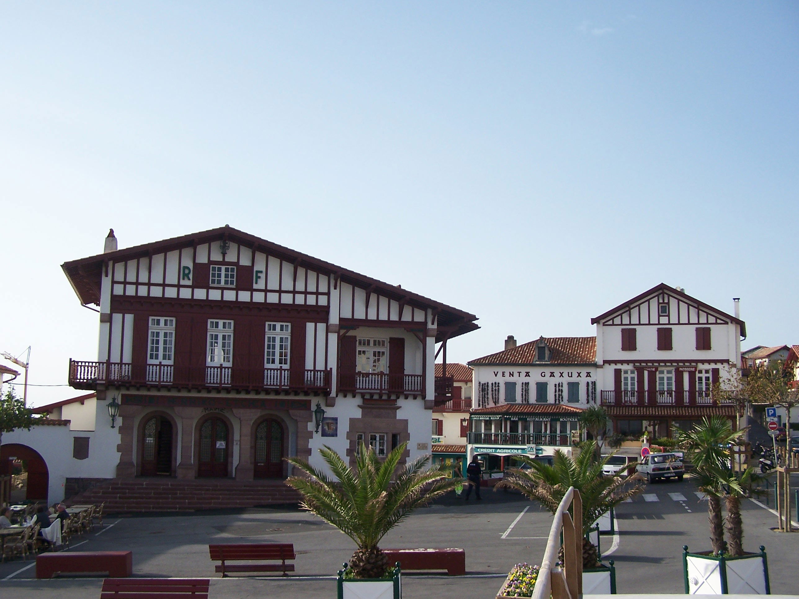 Mairie - Ayuntamiento, por Turiscapadas