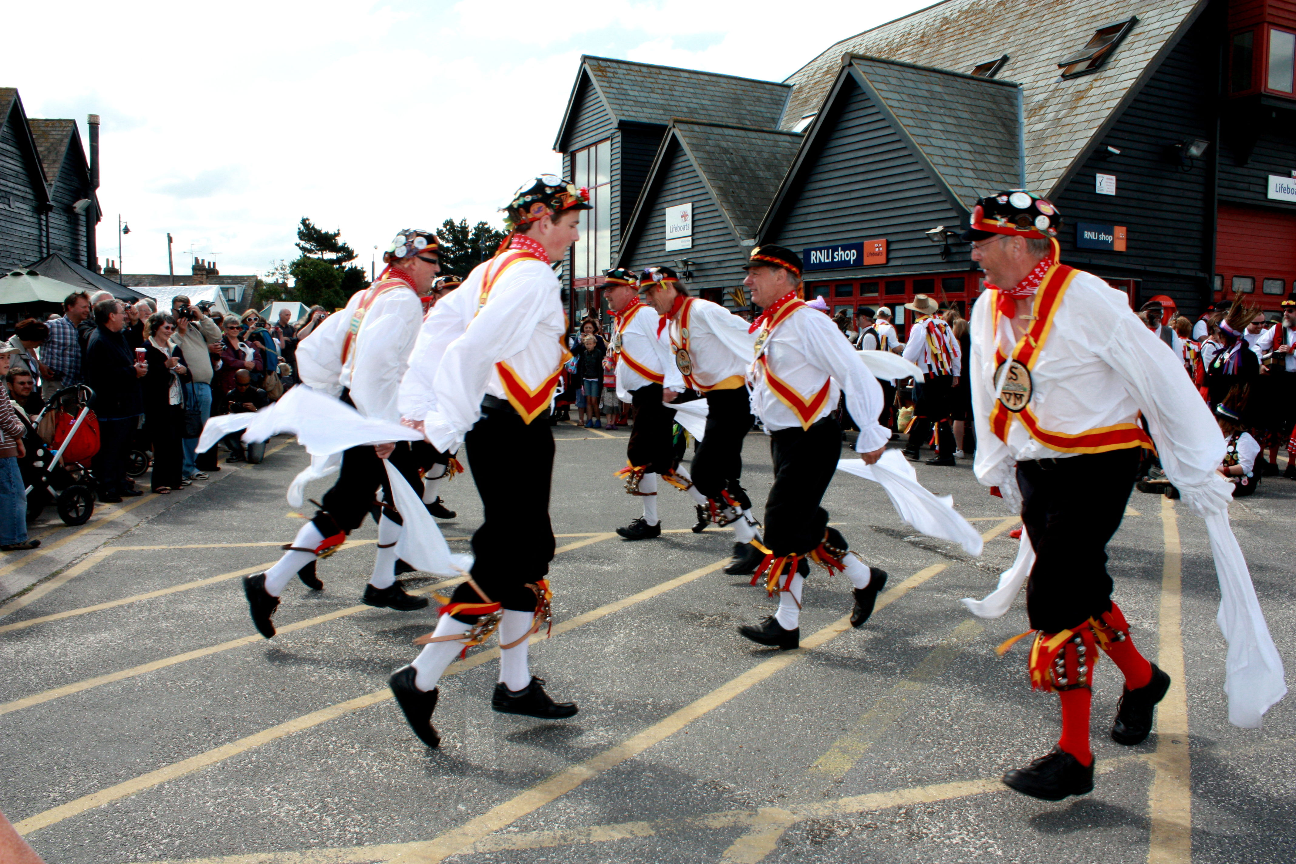 Fiestas en Inglaterra que te sorprenderán y deleitarán todas las estaciones