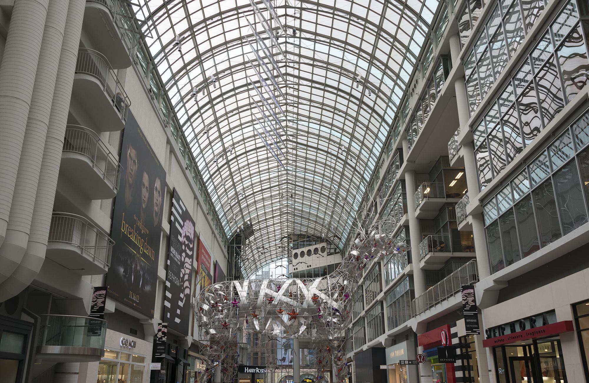 Toronto Eaton Centre, por Andres Garcia