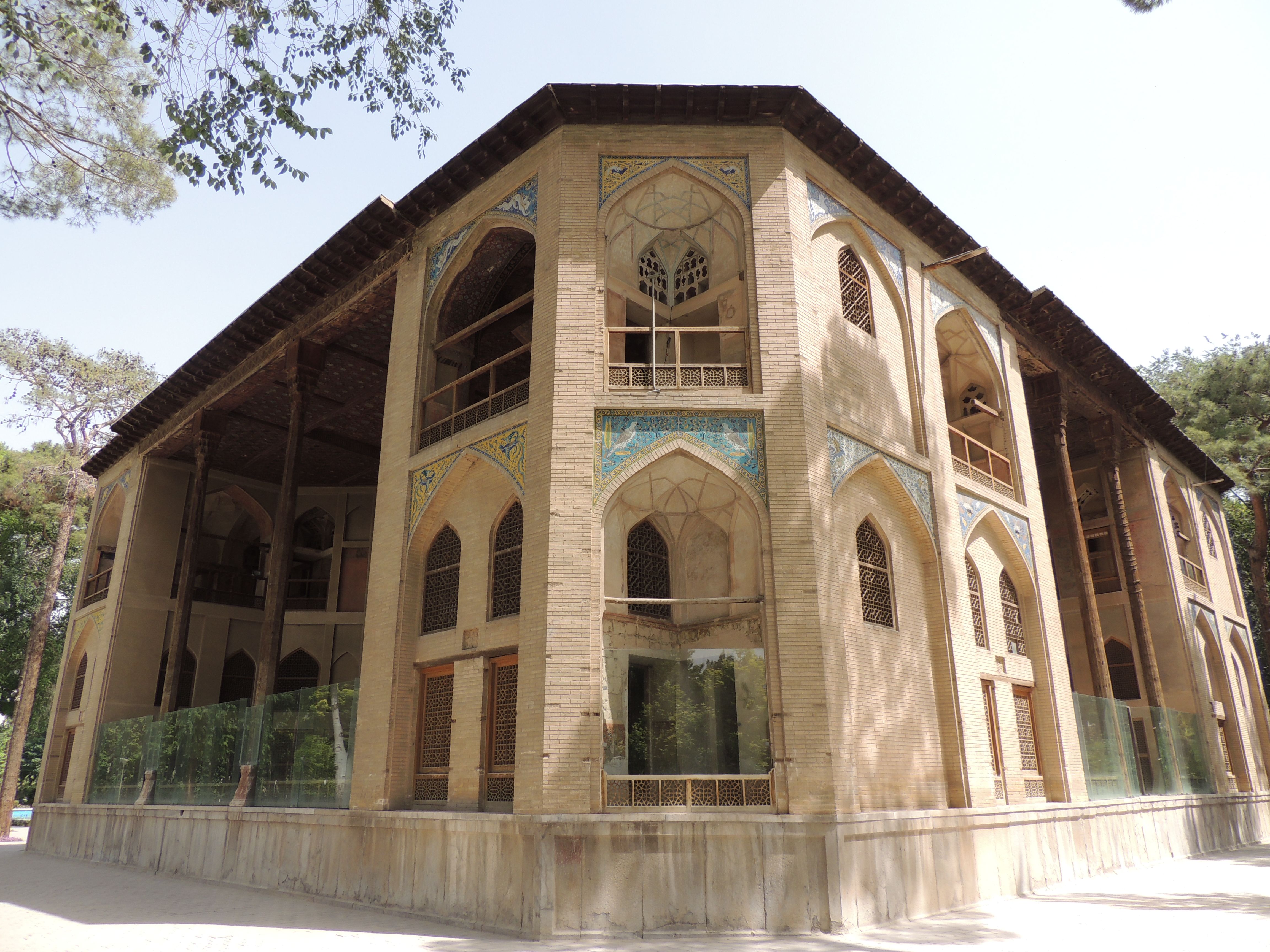 Jardines de Hasht Behesht, por Dónde vamos Eva