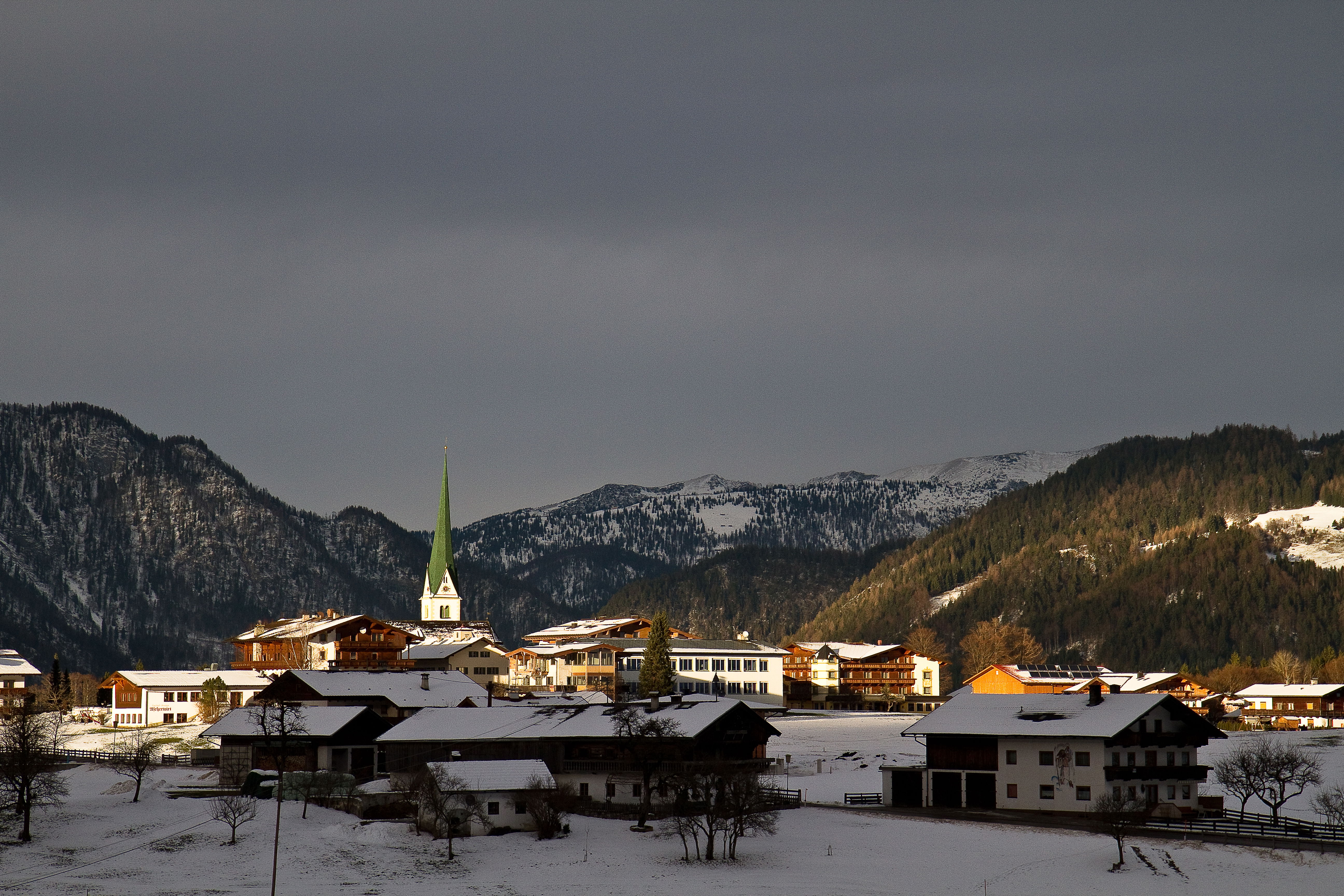 Brandenberg, por Ruben Mendez