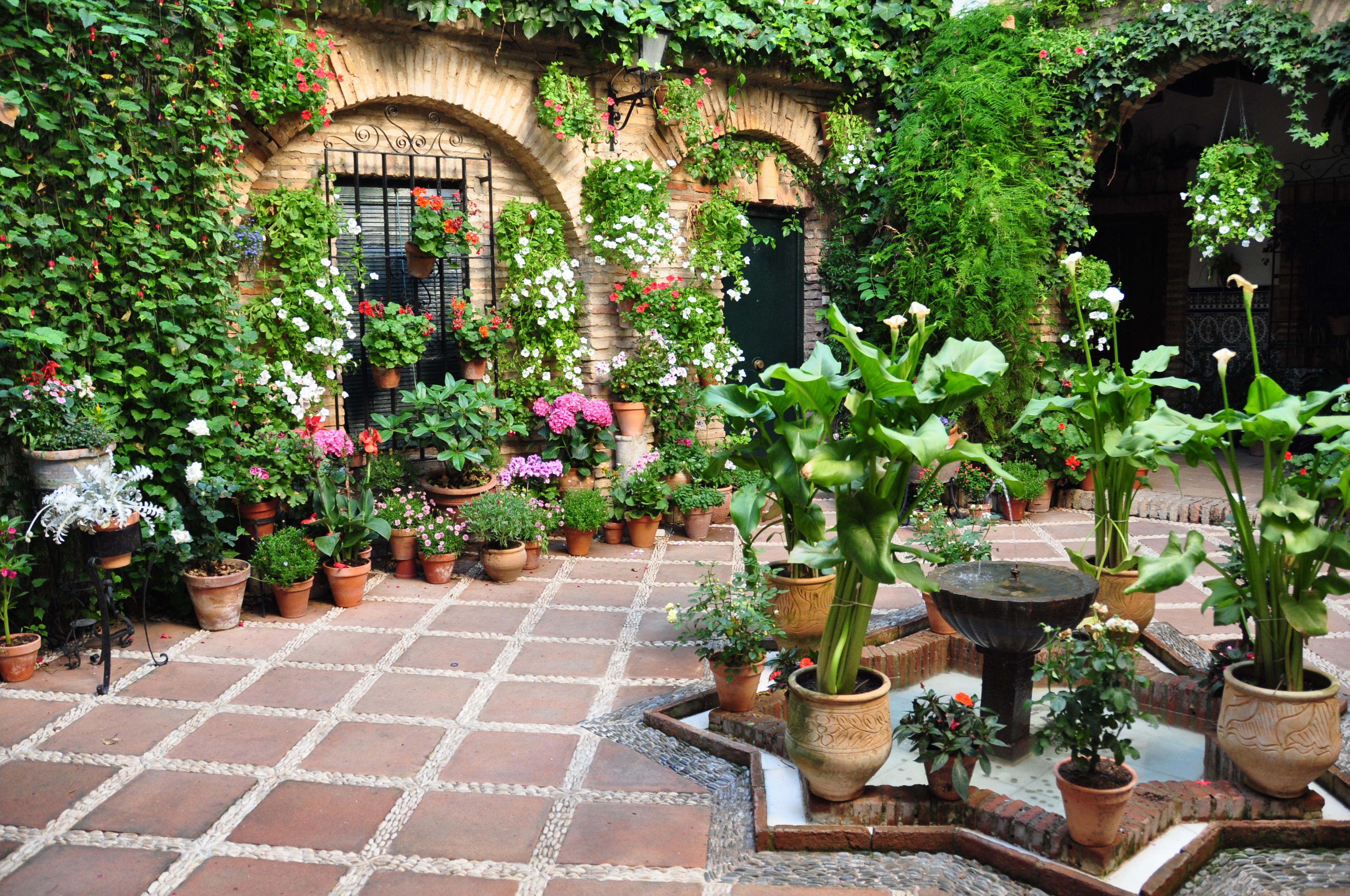 Patio de la calle Agustín Moreno, por Kris por el mundo
