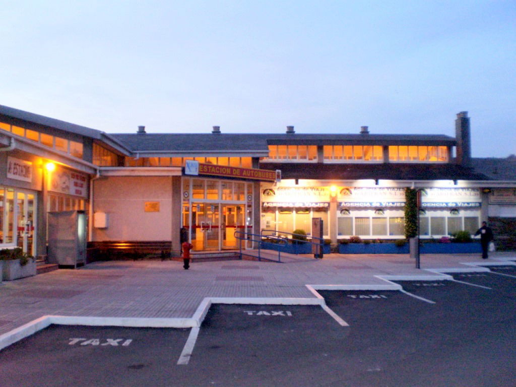 Estación de autobuses de Viveiro, por Lala
