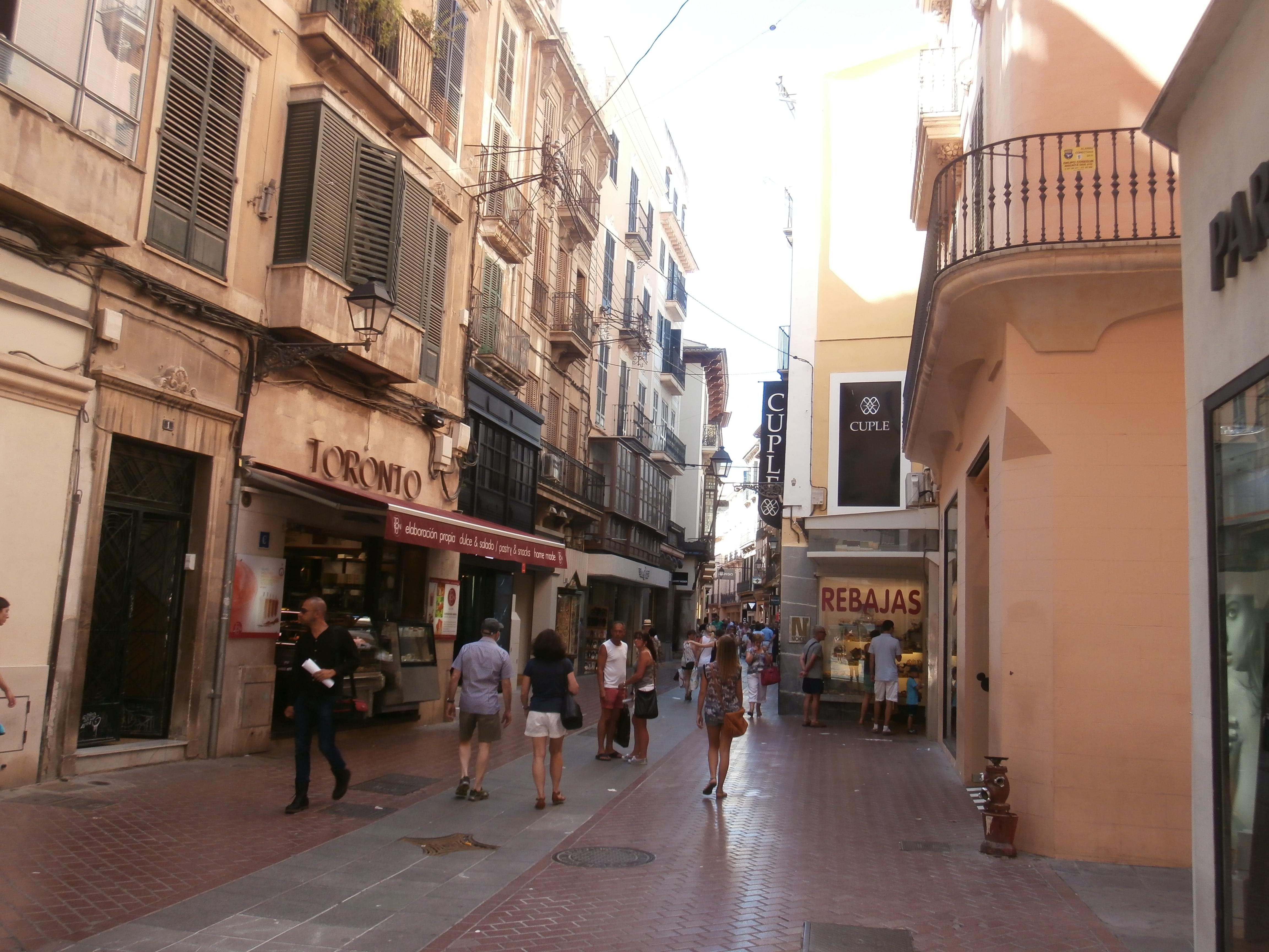 Plazas de Palma de Mallorca que encantan y sorprenden a cada paso