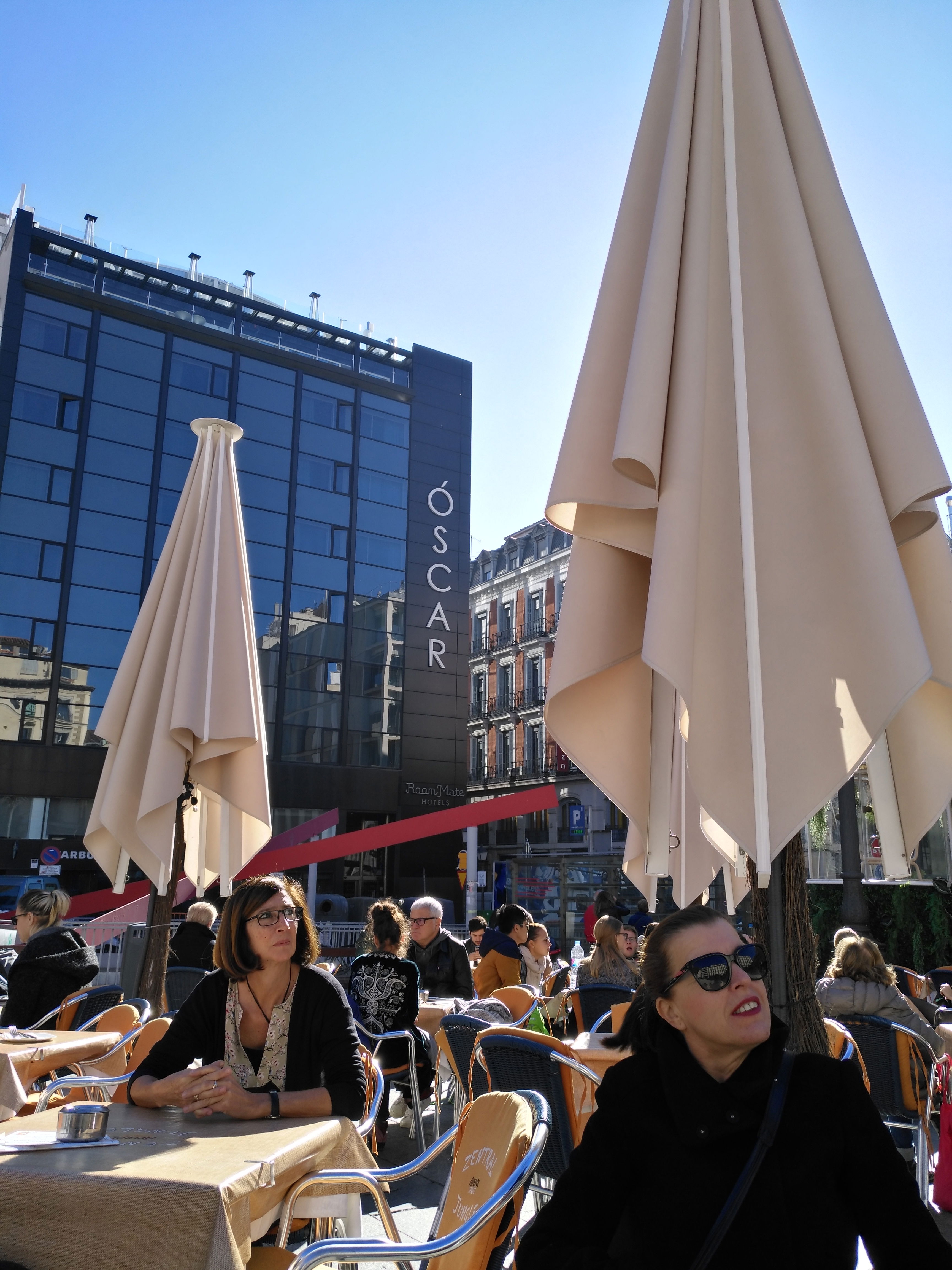 Plaza de Pedro Zerolo, por Blanca de Ceanovivas
