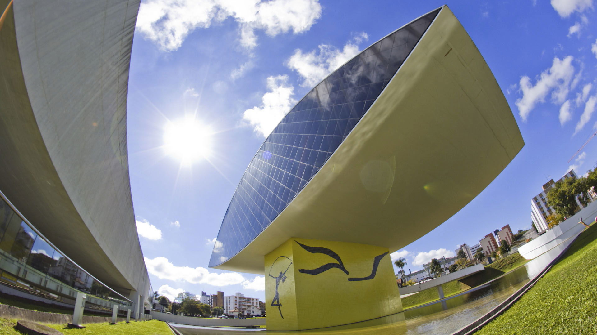 Oscar Niemeyer Museum, por StockLapse