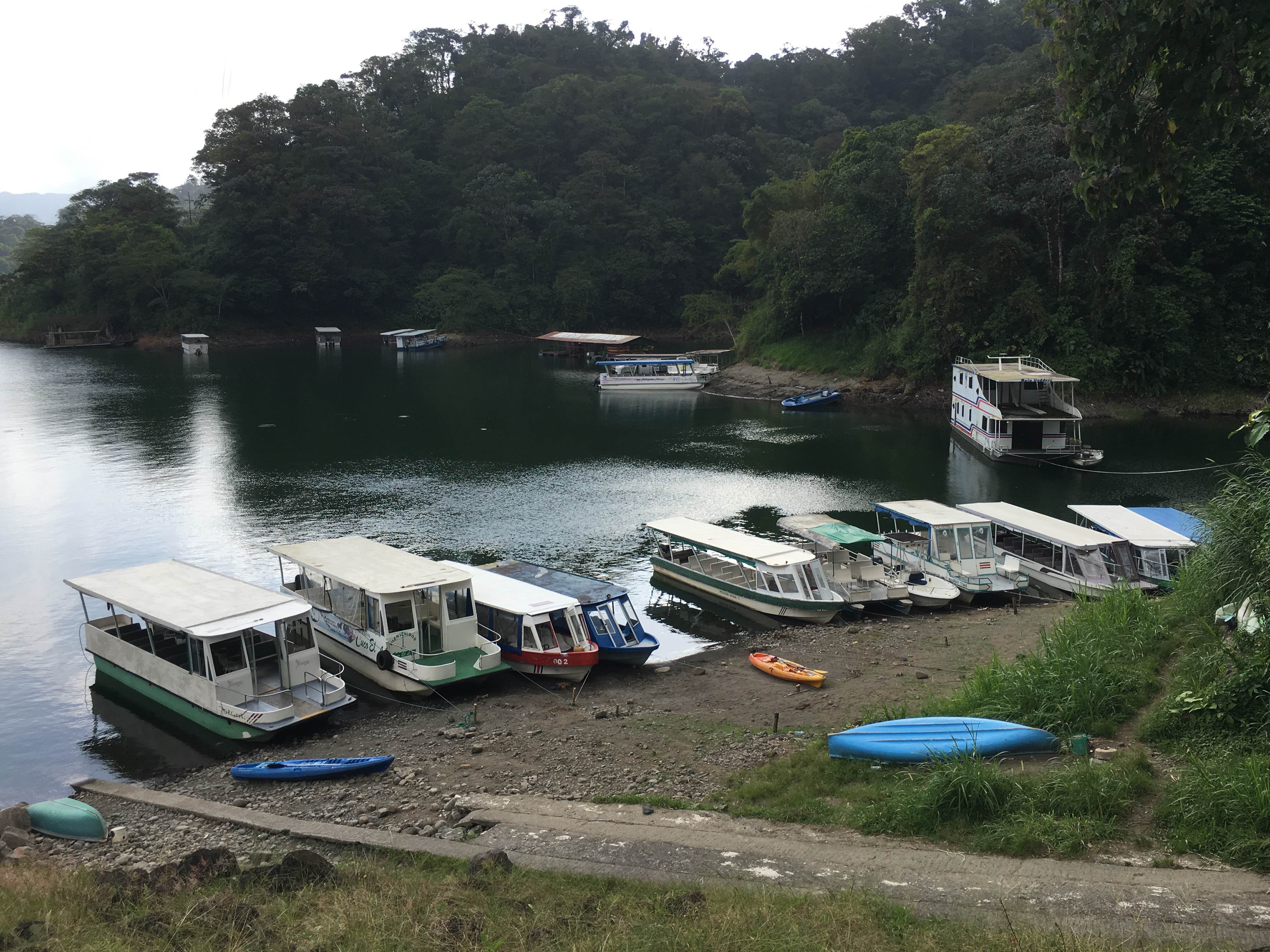 Descubre la magia de los lagos en Costa Rica y su belleza natural