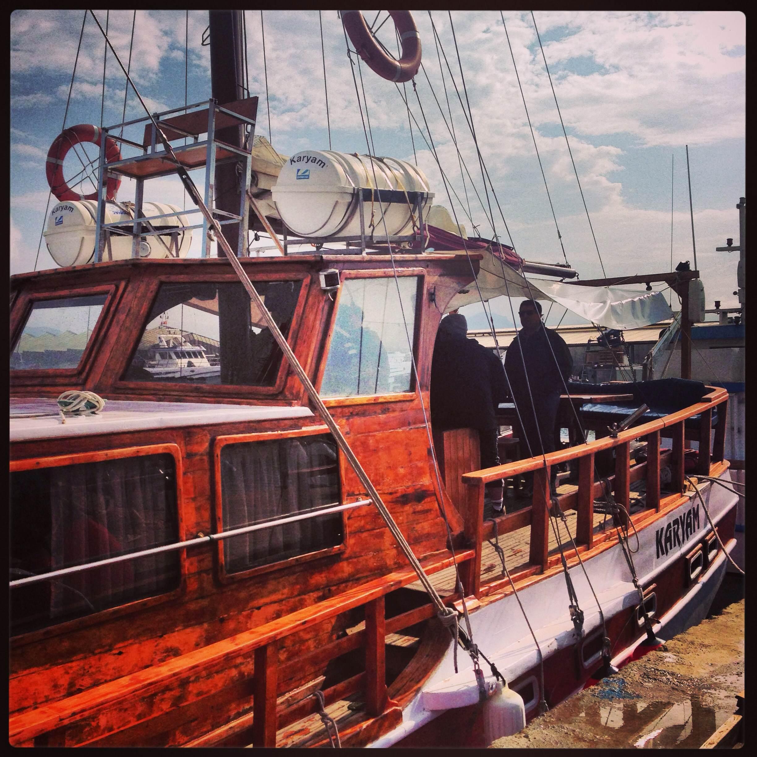 Paseo en barco por Mazarrón, por Joan Vendrell Marce
