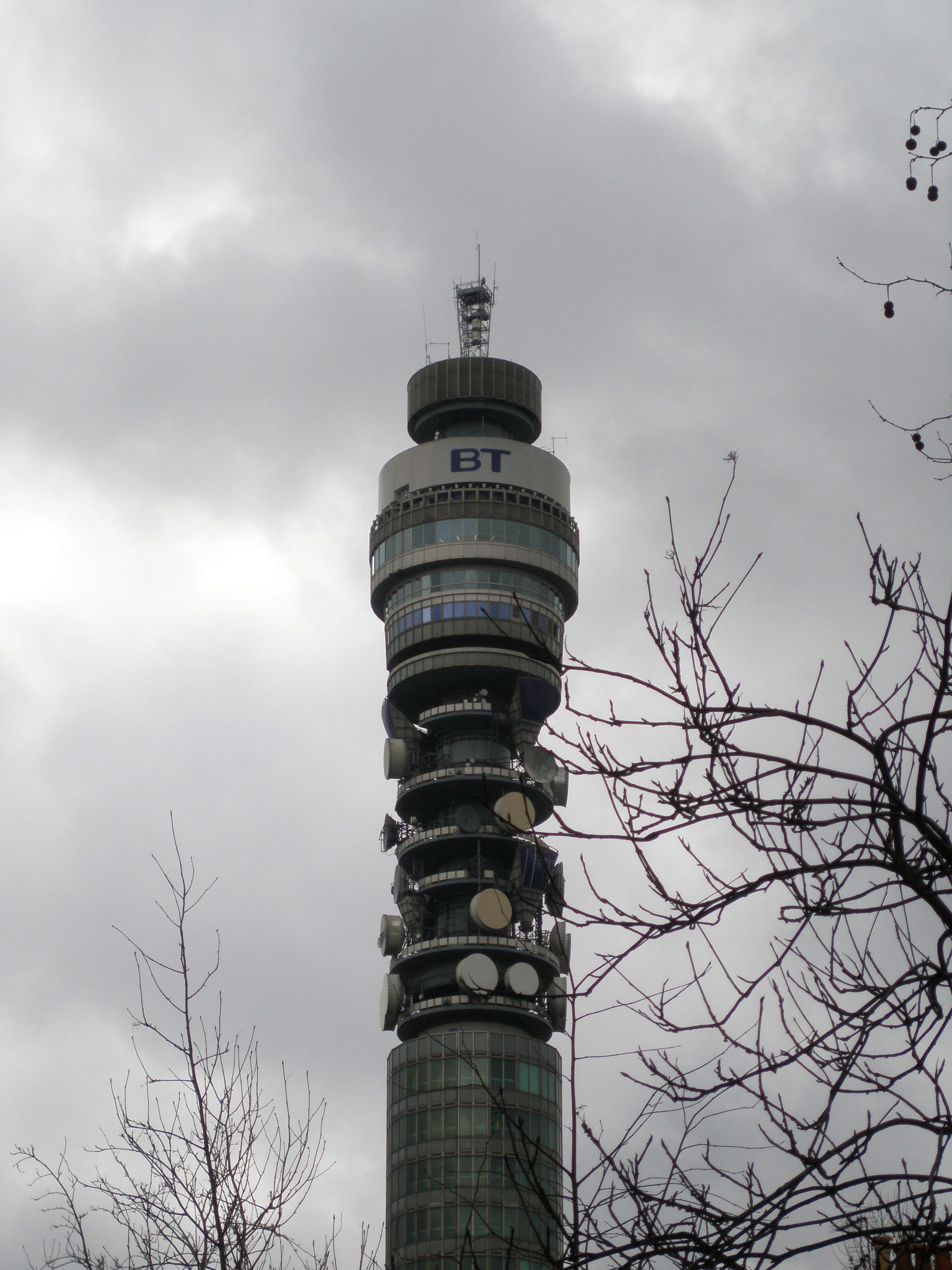 Torre BT, por Reconquista