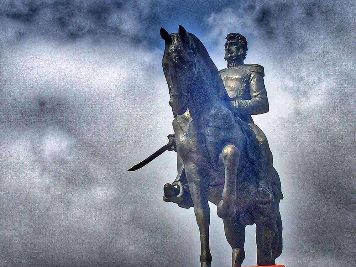 Monumento a Allende, por Diana Patricia Montemayor Flores