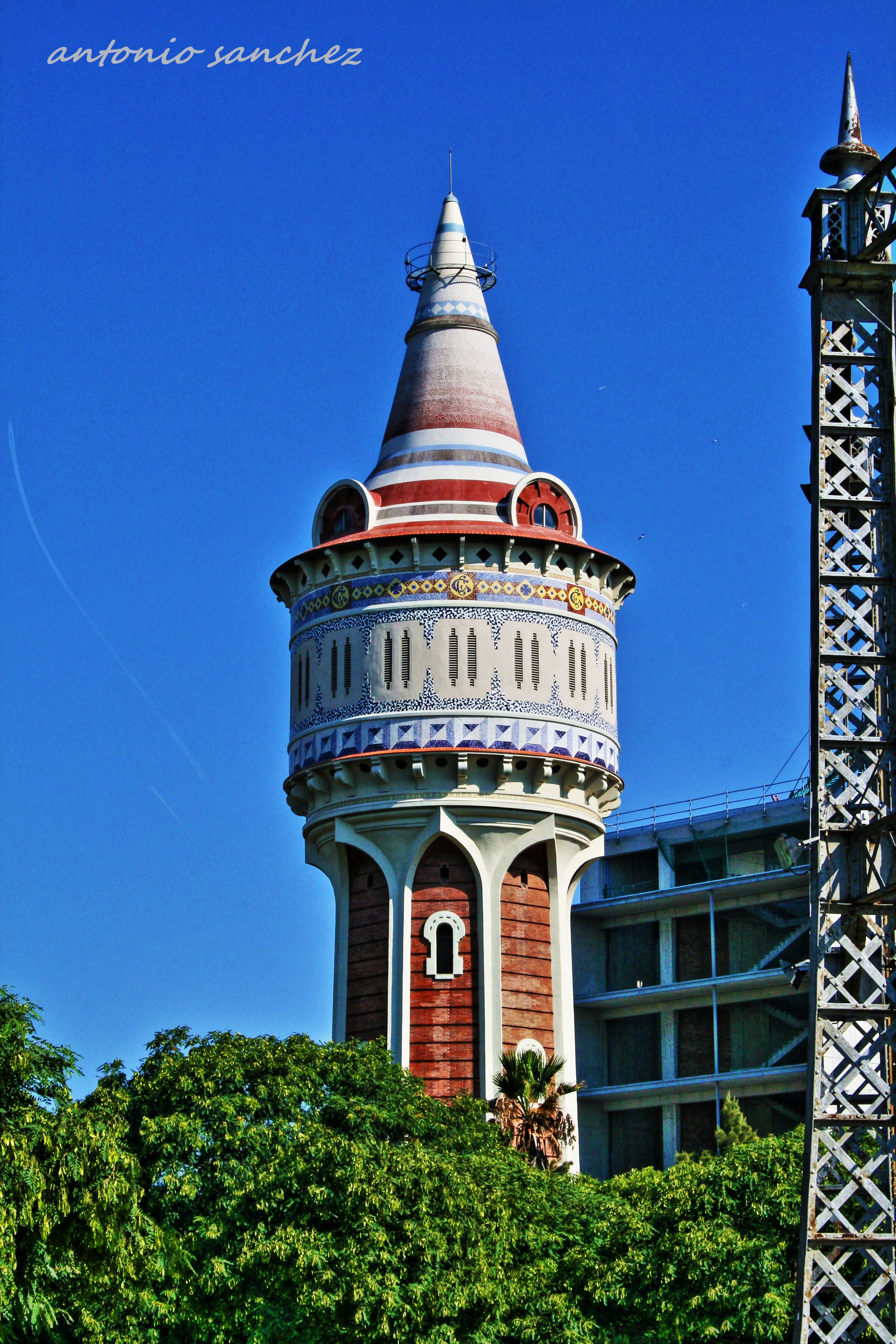 Torre de les Aigües, por Gaafb Antonio Sanchez
