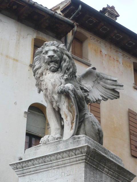 Fontana Maggiore a Asolo 1 opinioni e 4 foto