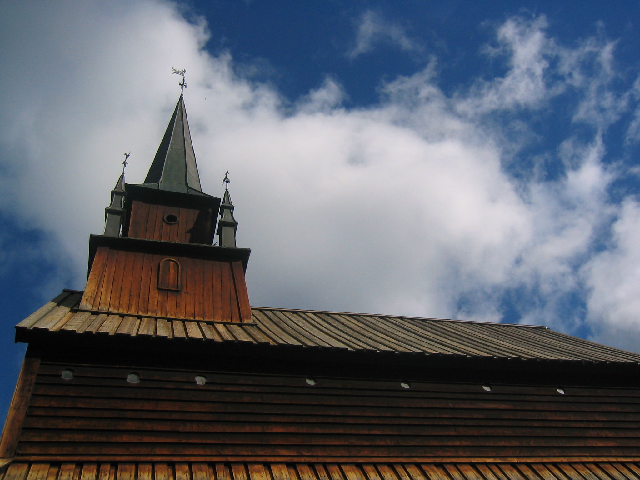 Iglesia de madera de Kaupanger, por Bego Silvan