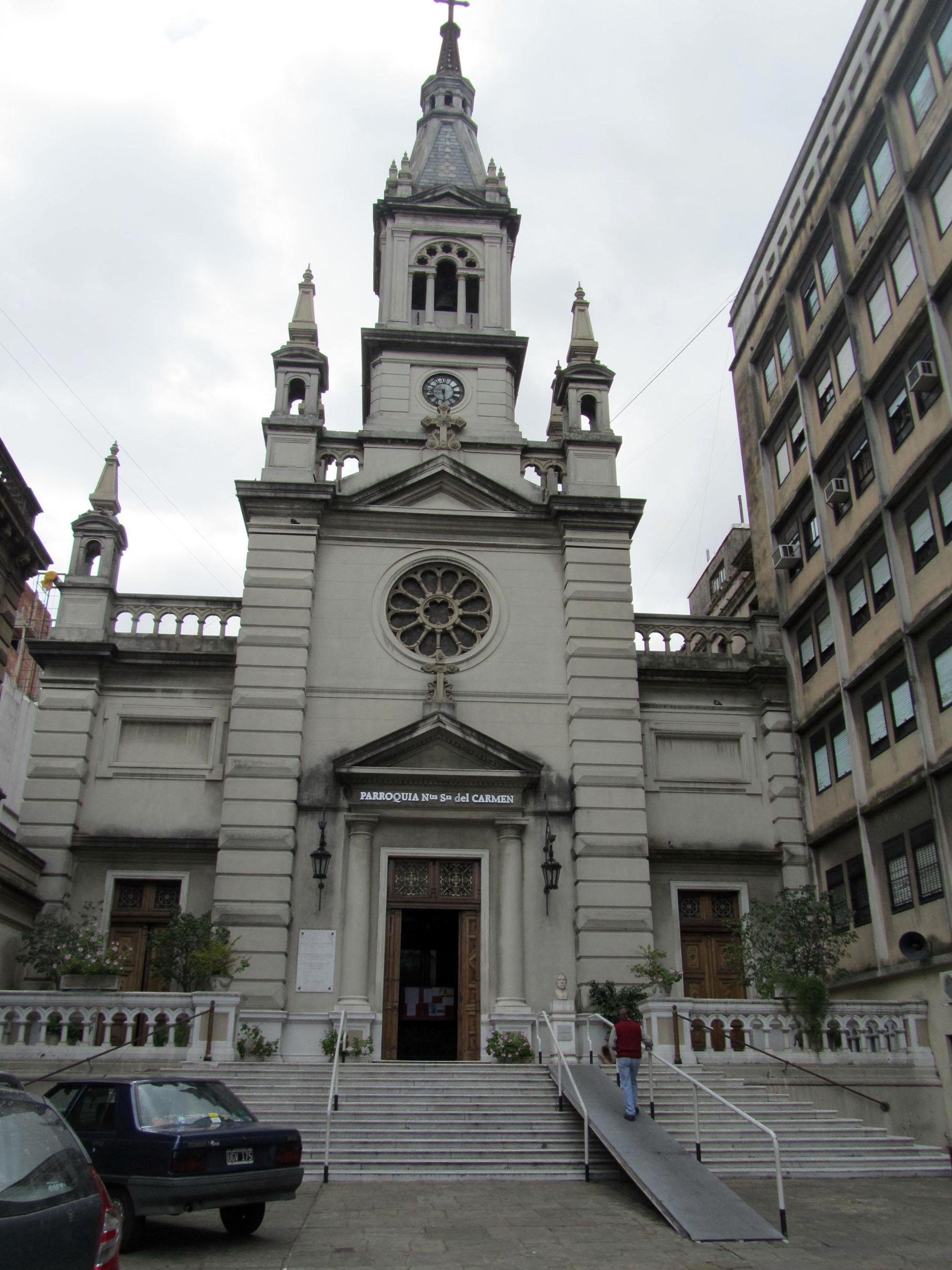 Iglesia Nuestra Señora del Carmen en Buenos Aires: 1 opiniones y 20 fotos